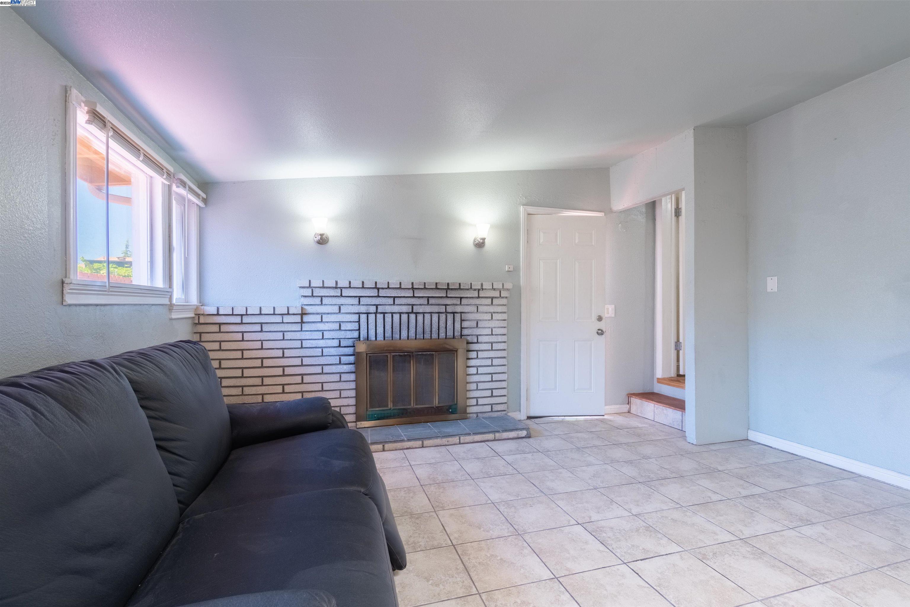 Detail Gallery Image 17 of 27 For 1119 Bockman Rd, San Lorenzo,  CA 94580 - 3 Beds | 2 Baths