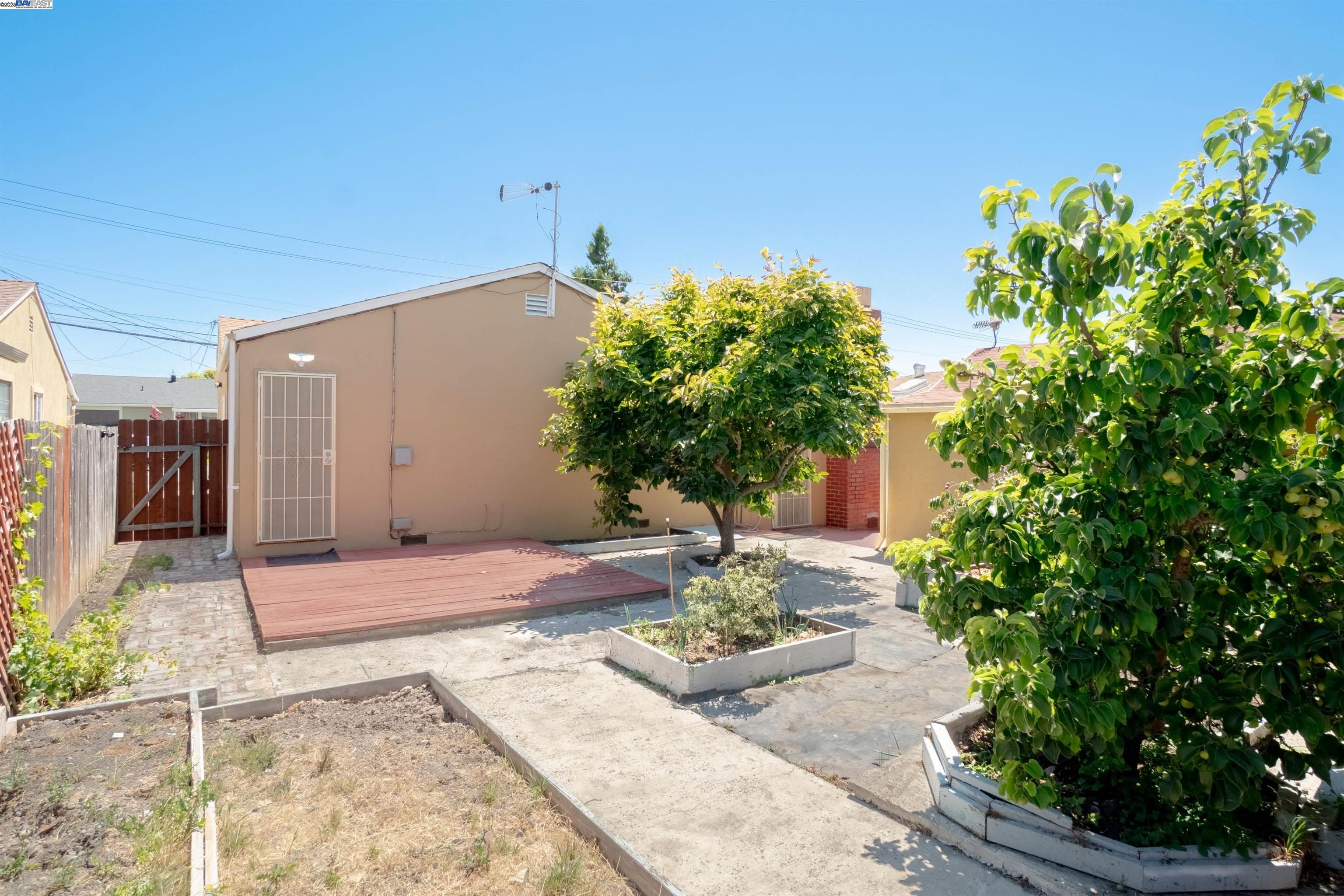 Detail Gallery Image 27 of 27 For 1119 Bockman Rd, San Lorenzo,  CA 94580 - 3 Beds | 2 Baths