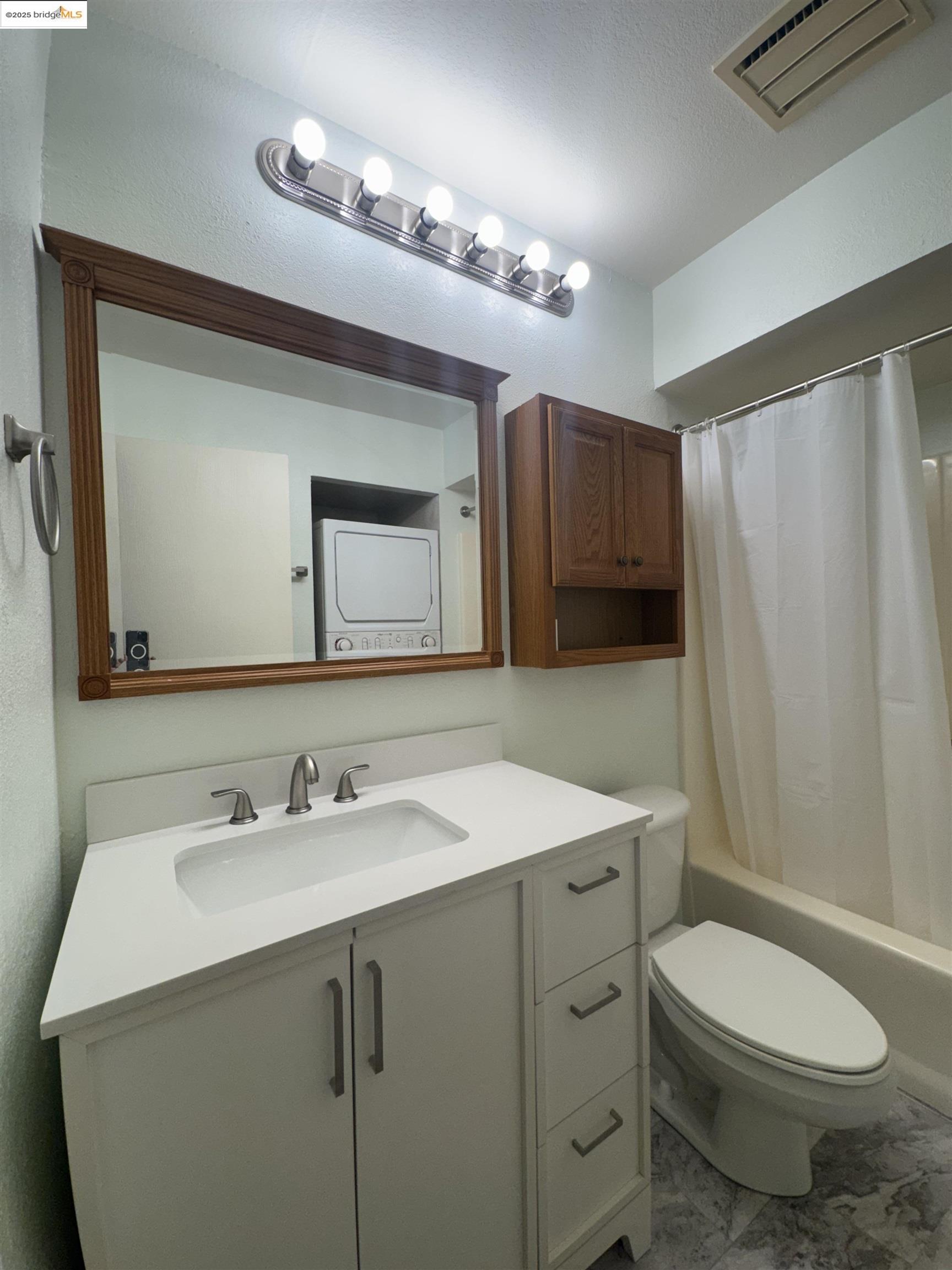 Photo #8: 41104585 Listing: Photo #8