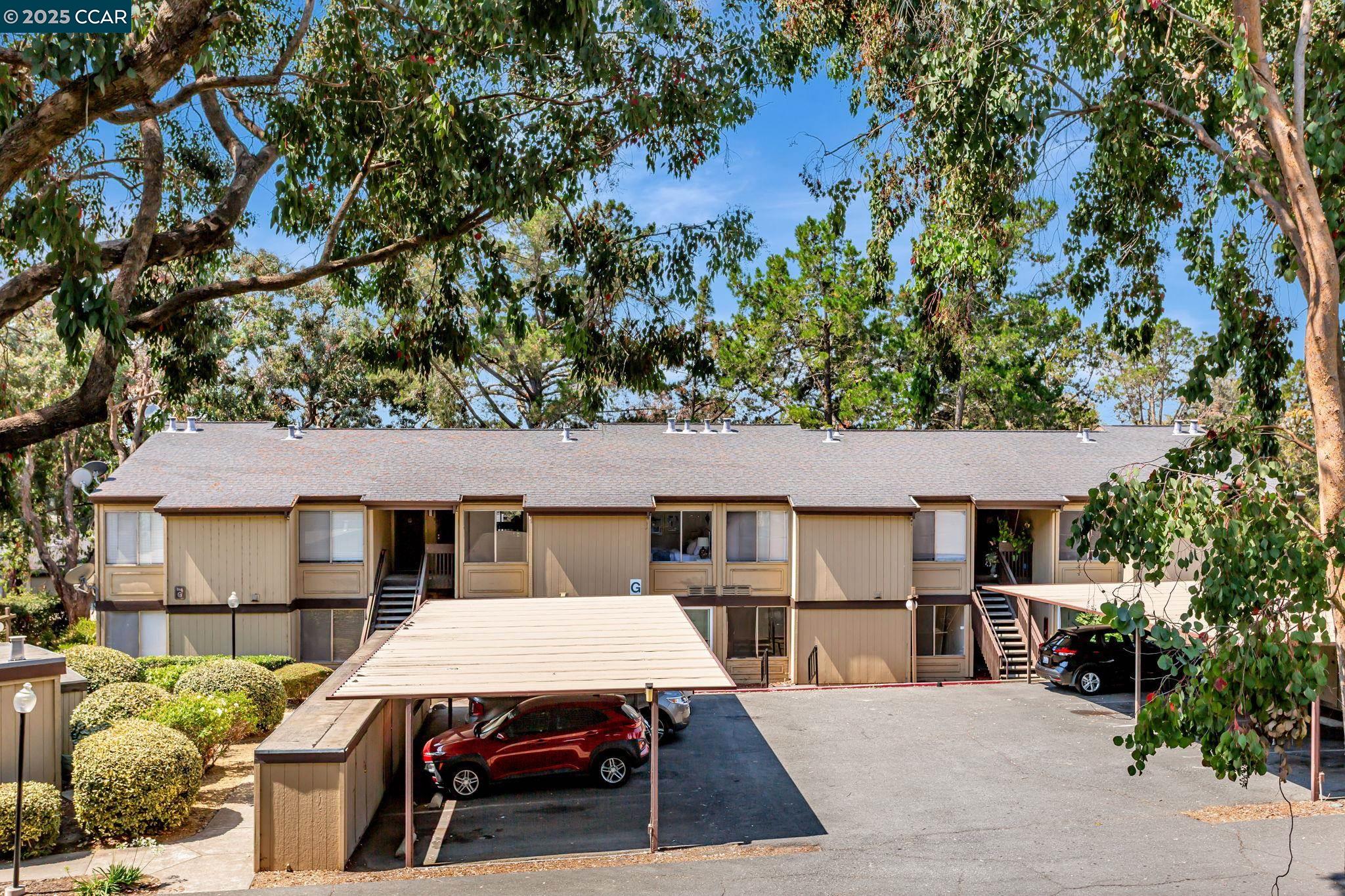 Detail Gallery Image 1 of 24 For 355 Parkview Ter #G-4,  Vallejo,  CA 94589 - 2 Beds | 1 Baths