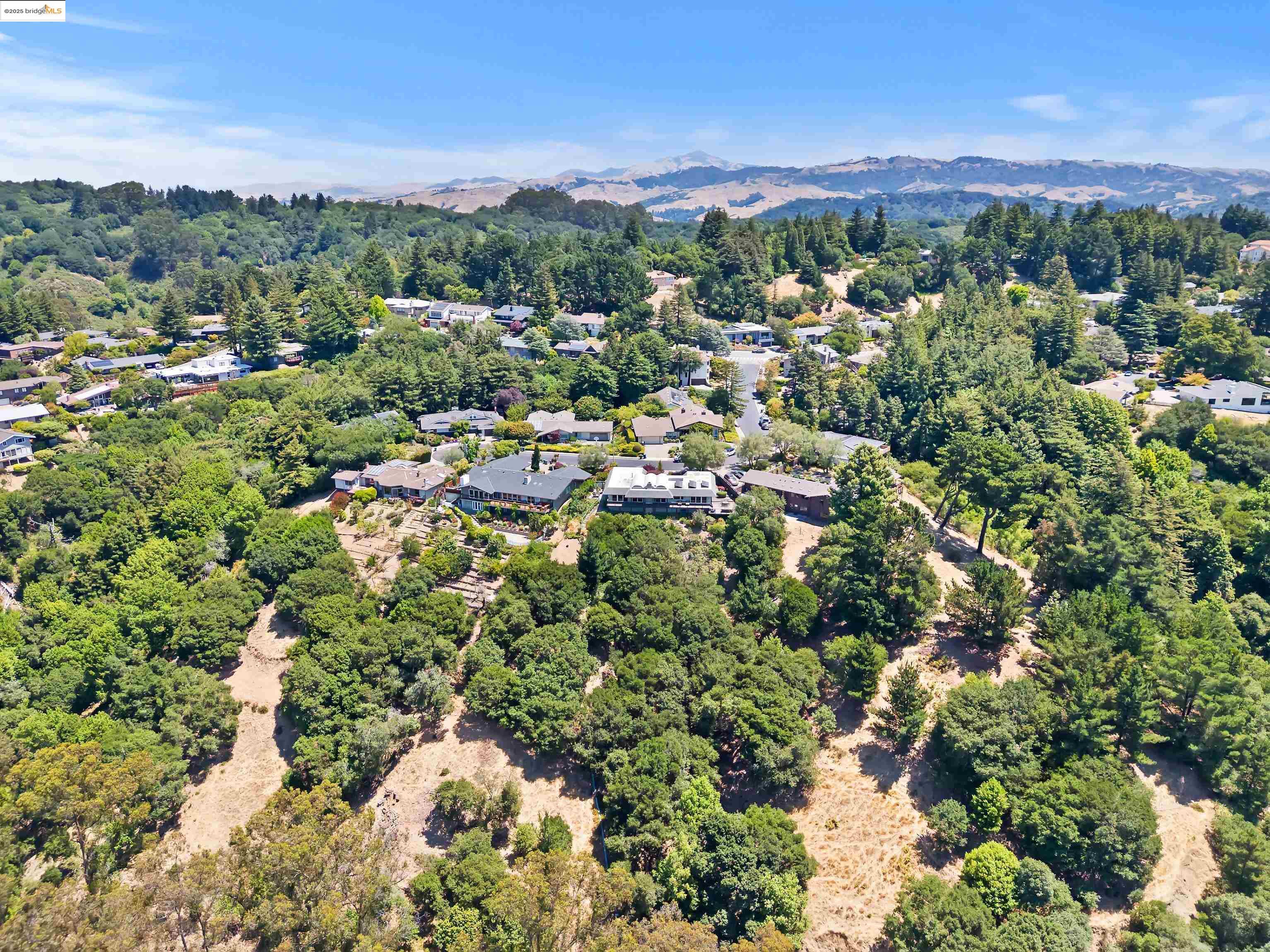 Detail Gallery Image 46 of 48 For 15 Bell Waver Way, Oakland,  CA 94619 - 3 Beds | 2/1 Baths