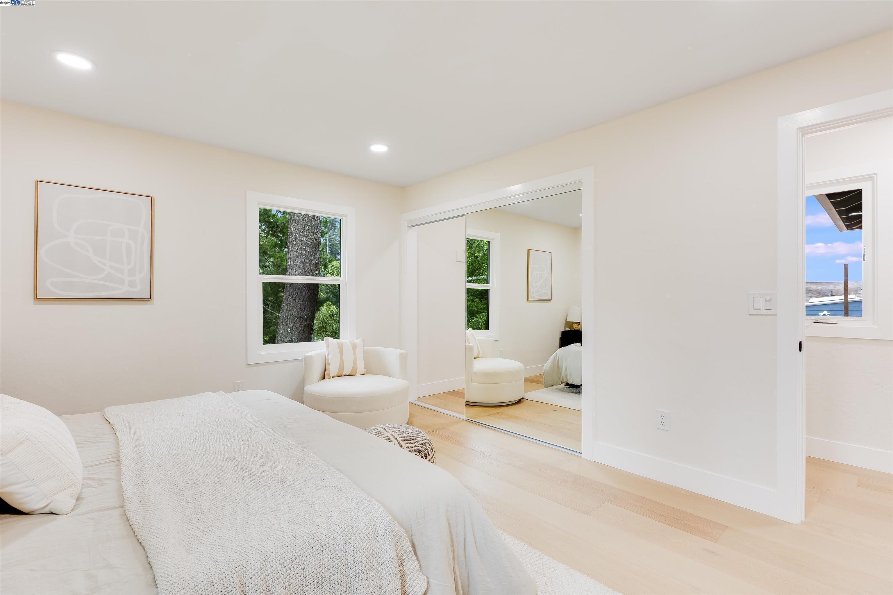 Detail Gallery Image 39 of 60 For 6470 Ascot Dr, Oakland,  CA 94611 - 3 Beds | 2 Baths