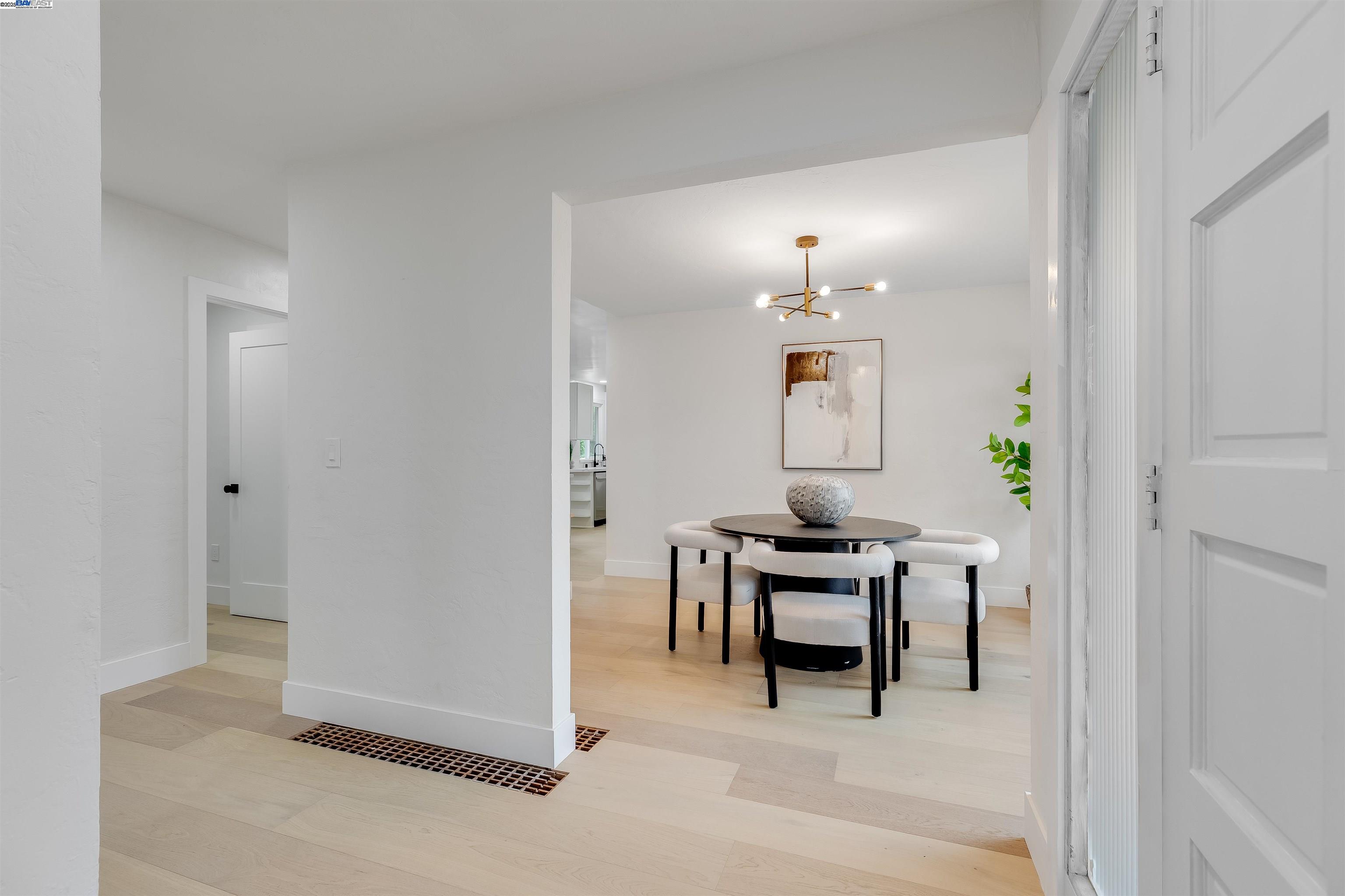 Detail Gallery Image 53 of 60 For 6470 Ascot Dr, Oakland,  CA 94611 - 3 Beds | 2 Baths