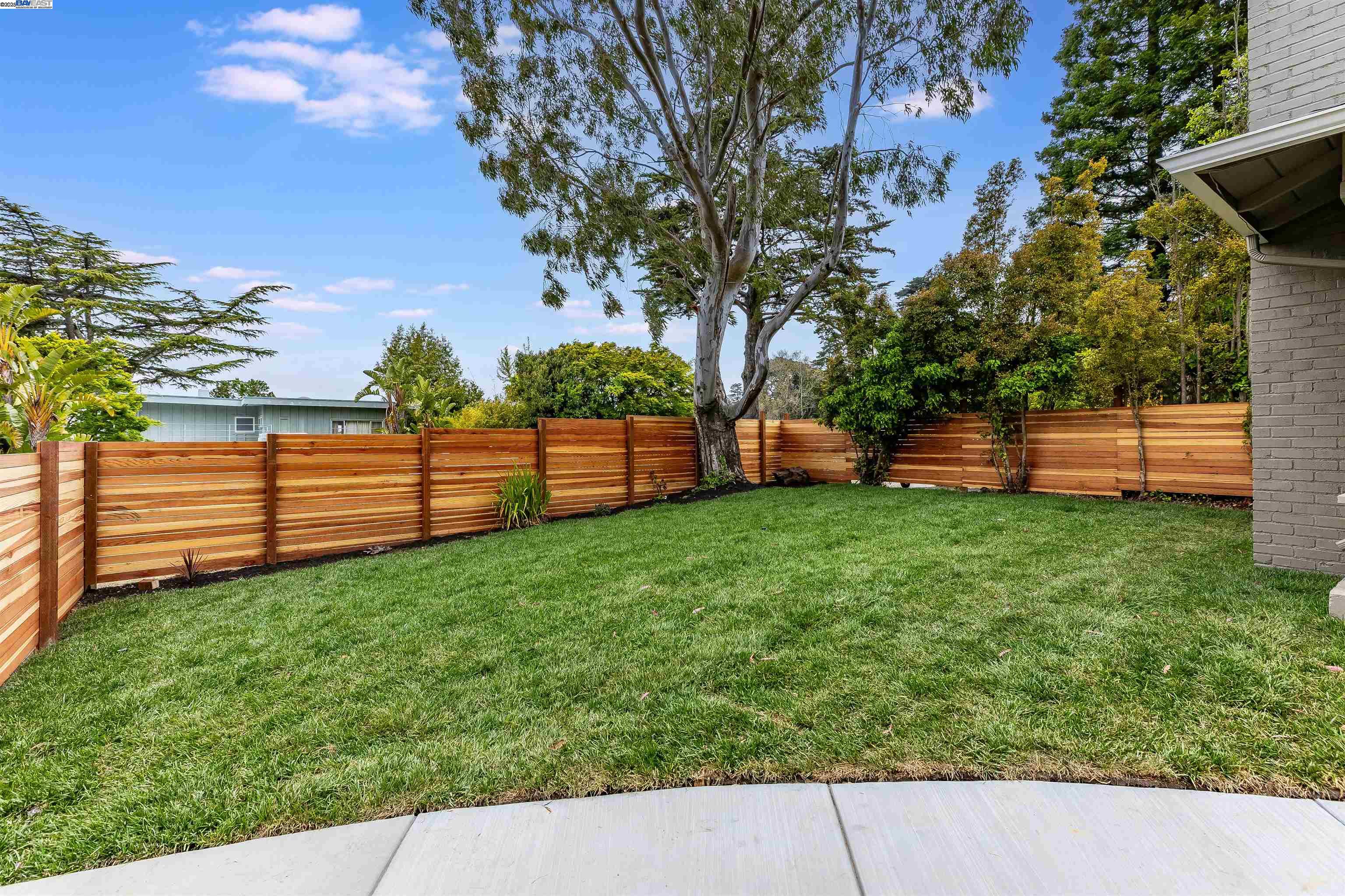 Detail Gallery Image 54 of 60 For 6470 Ascot Dr, Oakland,  CA 94611 - 3 Beds | 2 Baths