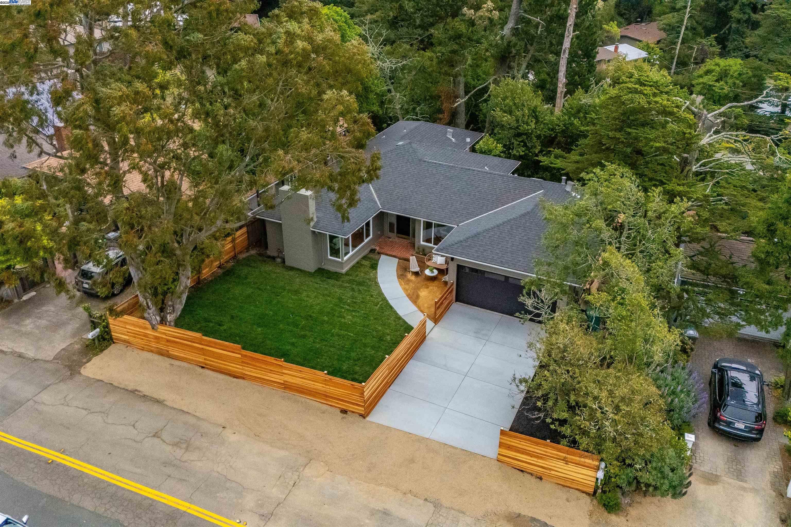 Detail Gallery Image 56 of 60 For 6470 Ascot Dr, Oakland,  CA 94611 - 3 Beds | 2 Baths