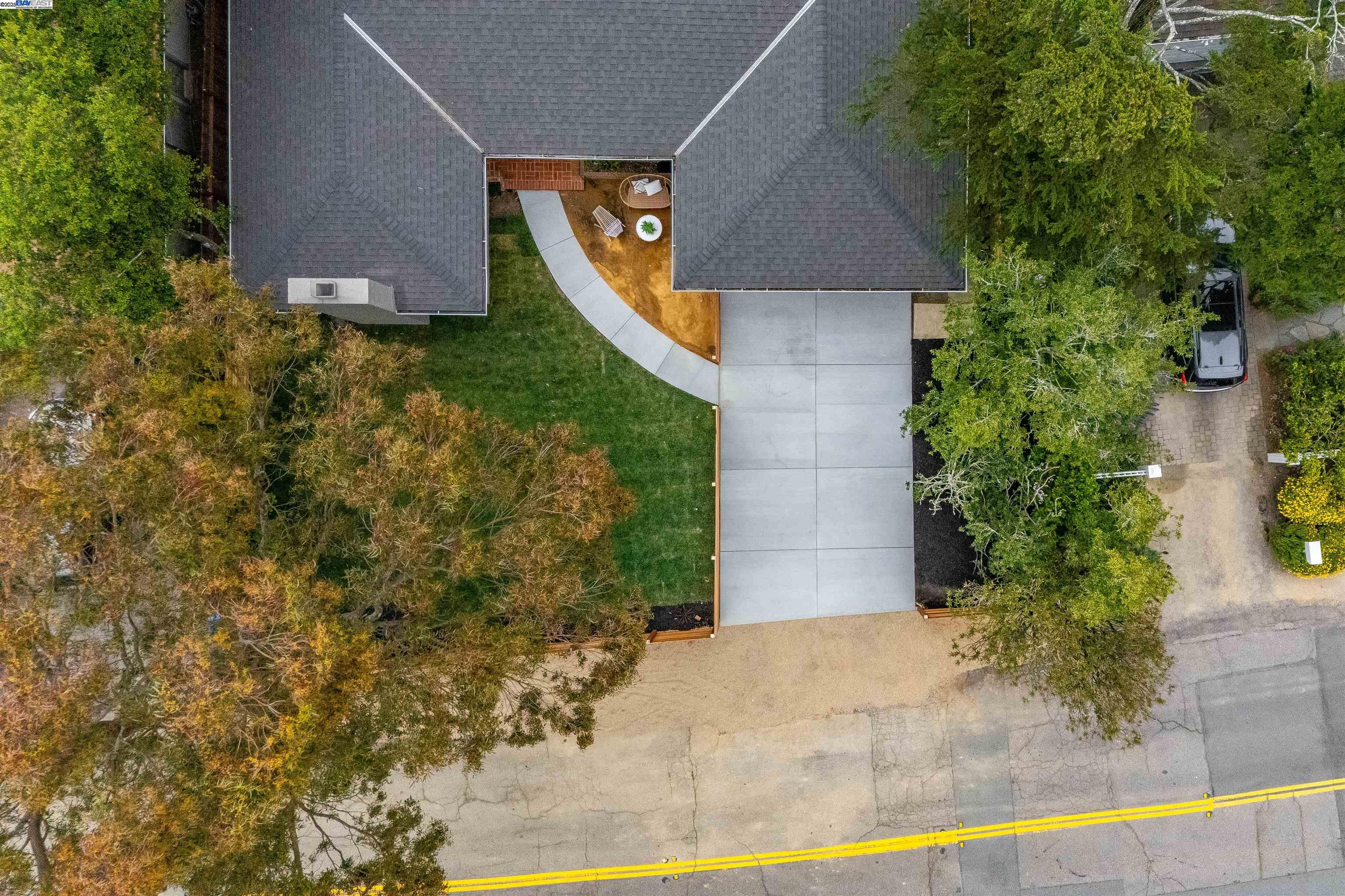 Detail Gallery Image 58 of 60 For 6470 Ascot Dr, Oakland,  CA 94611 - 3 Beds | 2 Baths
