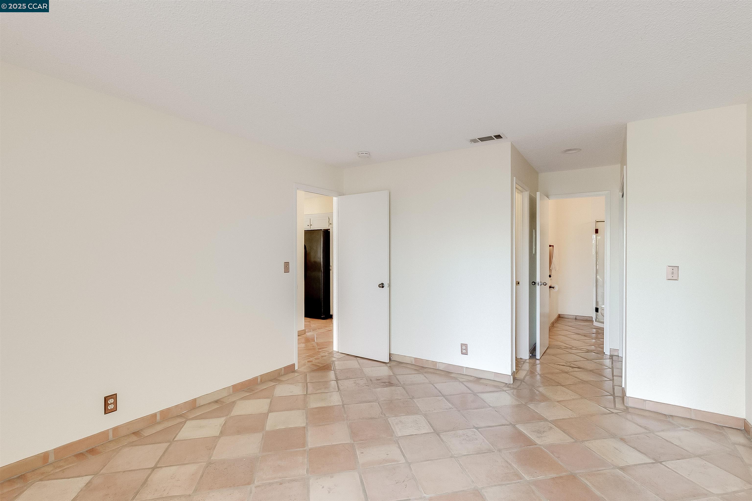 Detail Gallery Image 13 of 38 For 171 Nantucket Ln, Vallejo,  CA 94590 - 1 Beds | 1 Baths