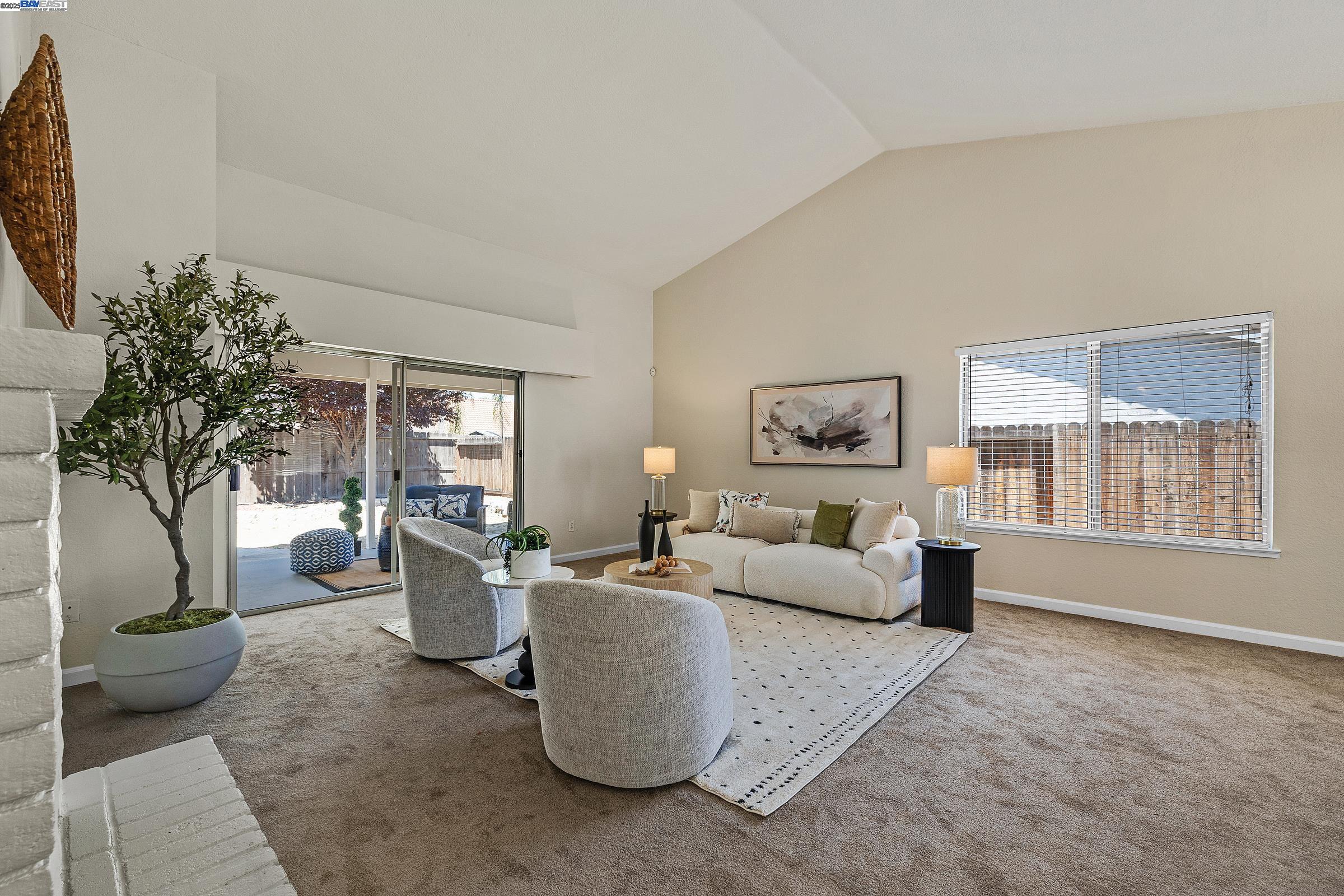 Detail Gallery Image 3 of 24 For 1861 Ashland, Tracy,  CA 95376 - 3 Beds | 2 Baths