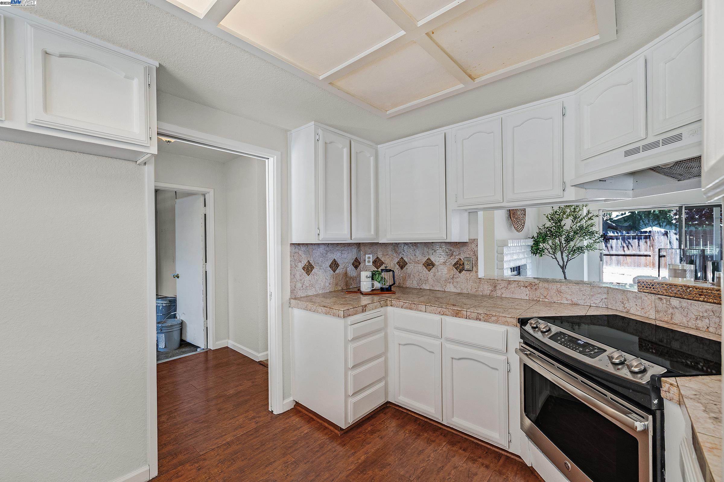 Detail Gallery Image 7 of 24 For 1861 Ashland, Tracy,  CA 95376 - 3 Beds | 2 Baths