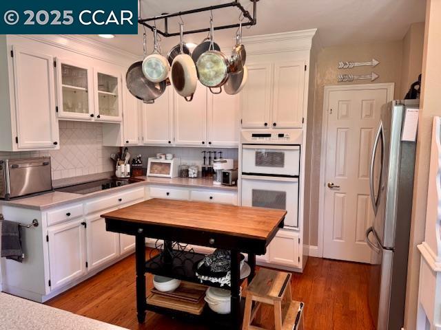 Detail Gallery Image 3 of 4 For 52 Grand Canyon Court, San Ramon,  CA 94582 - 4 Beds | 2/1 Baths