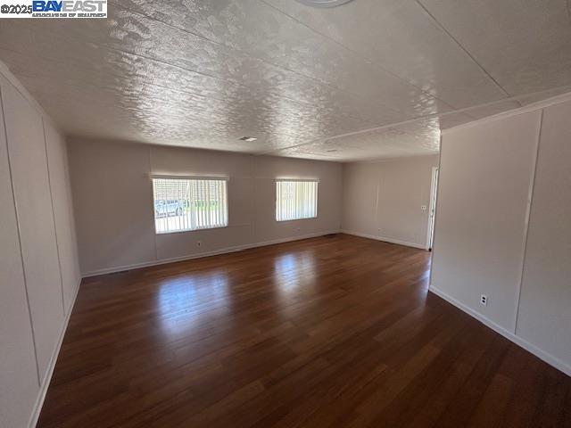 Detail Gallery Image 3 of 35 For 29046 Rochester Way, Hayward,  CA 94544 - 2 Beds | 2 Baths