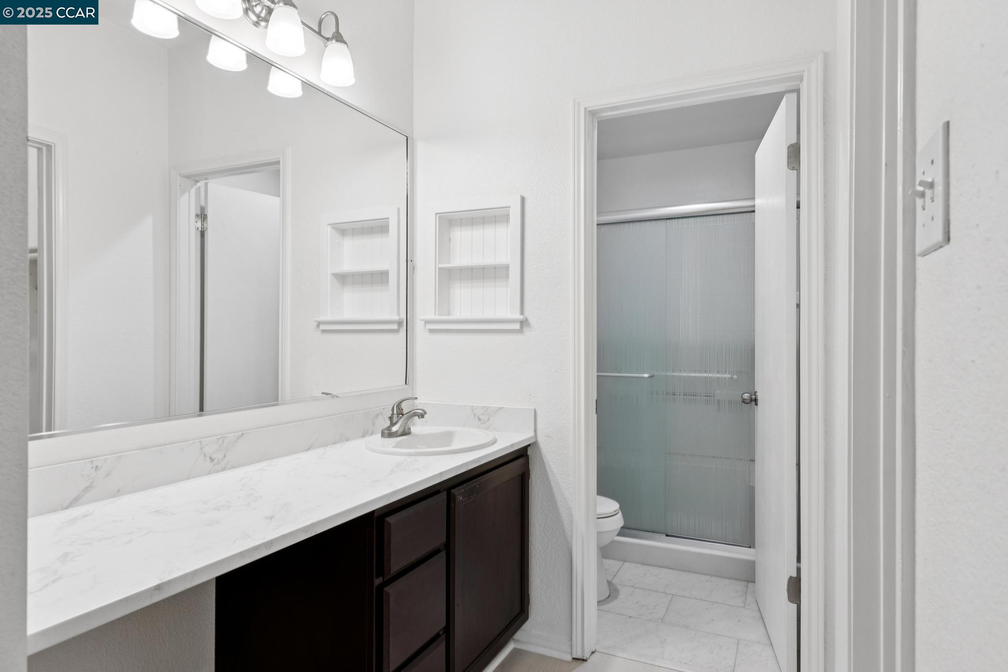 Detail Gallery Image 11 of 20 For 1201 Glen Cove Pkwy #1101,  Vallejo,  CA 94591 - 2 Beds | 2 Baths
