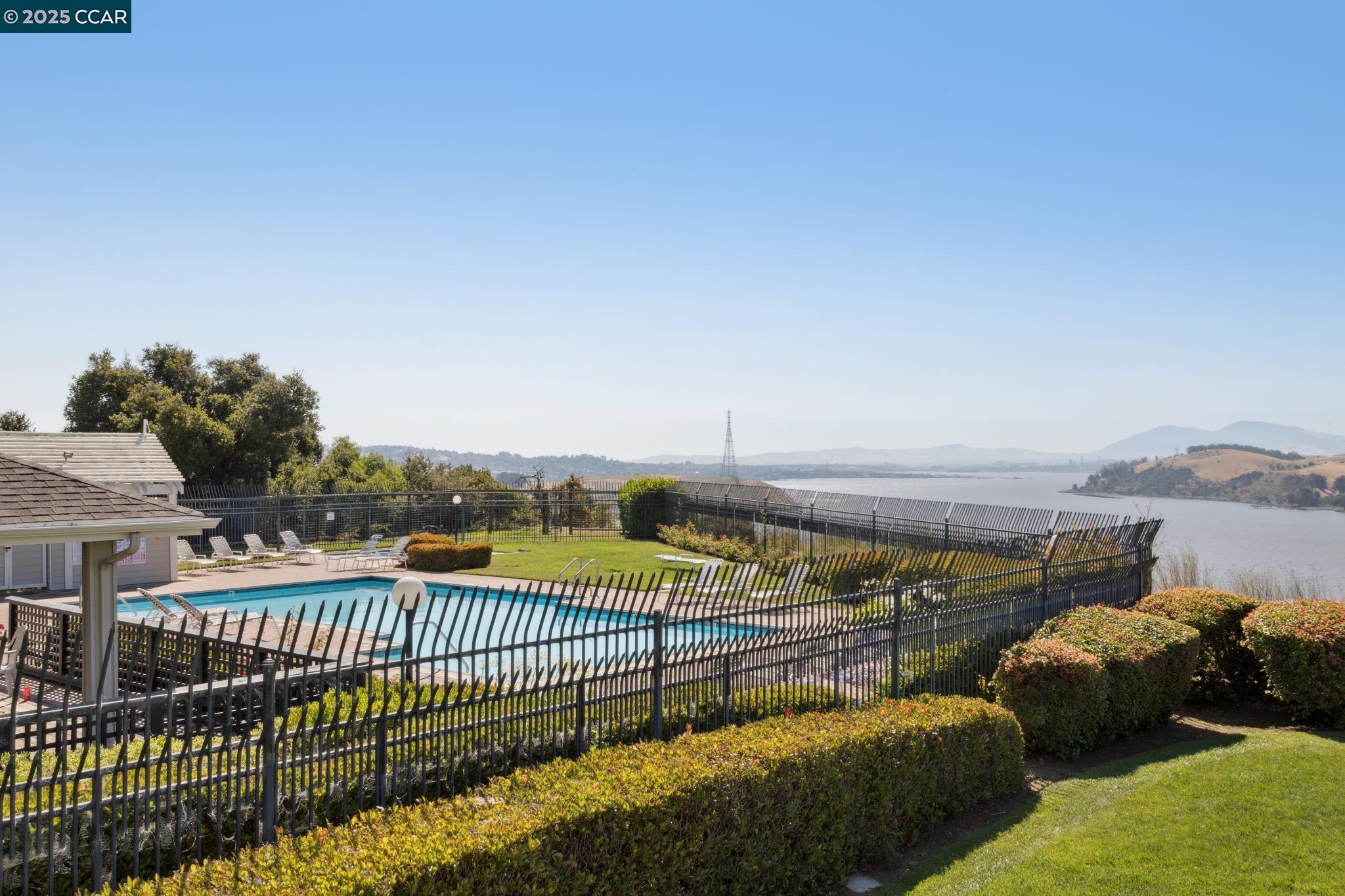 Detail Gallery Image 19 of 20 For 1201 Glen Cove Pkwy #1101,  Vallejo,  CA 94591 - 2 Beds | 2 Baths