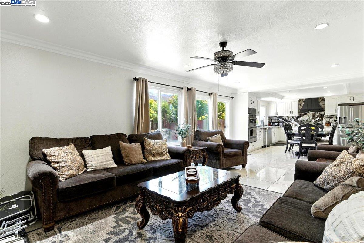 Detail Gallery Image 21 of 35 For 1388 Xavier Ave, Hayward,  CA 94545 - 5 Beds | 3 Baths