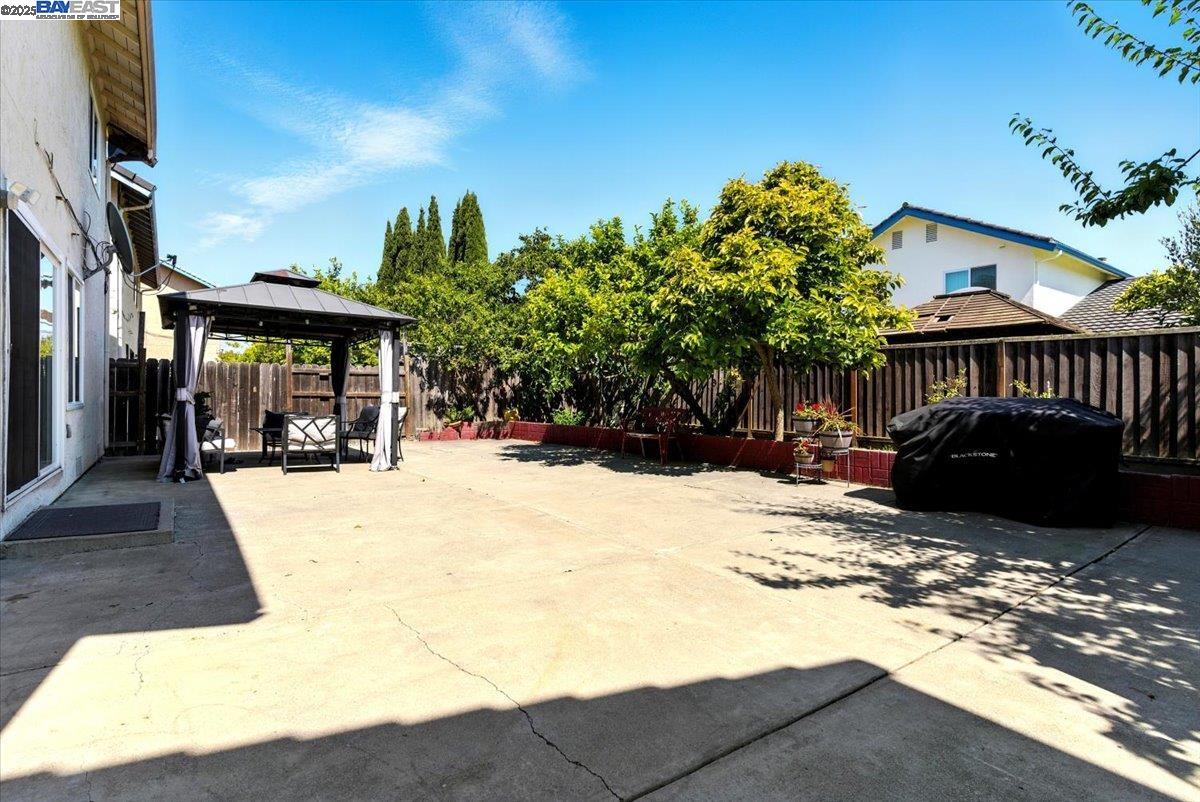 Detail Gallery Image 34 of 35 For 1388 Xavier Ave, Hayward,  CA 94545 - 5 Beds | 3 Baths