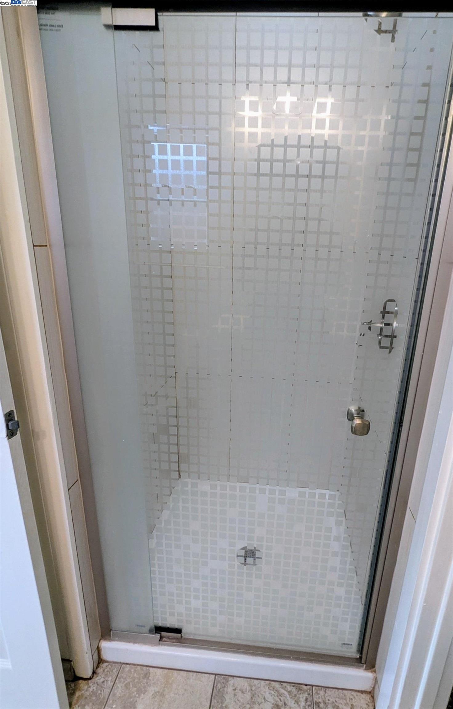 Detail Gallery Image 13 of 23 For 3086 Greenview Dr, Castro Valley,  CA 94546 - 3 Beds | 2 Baths