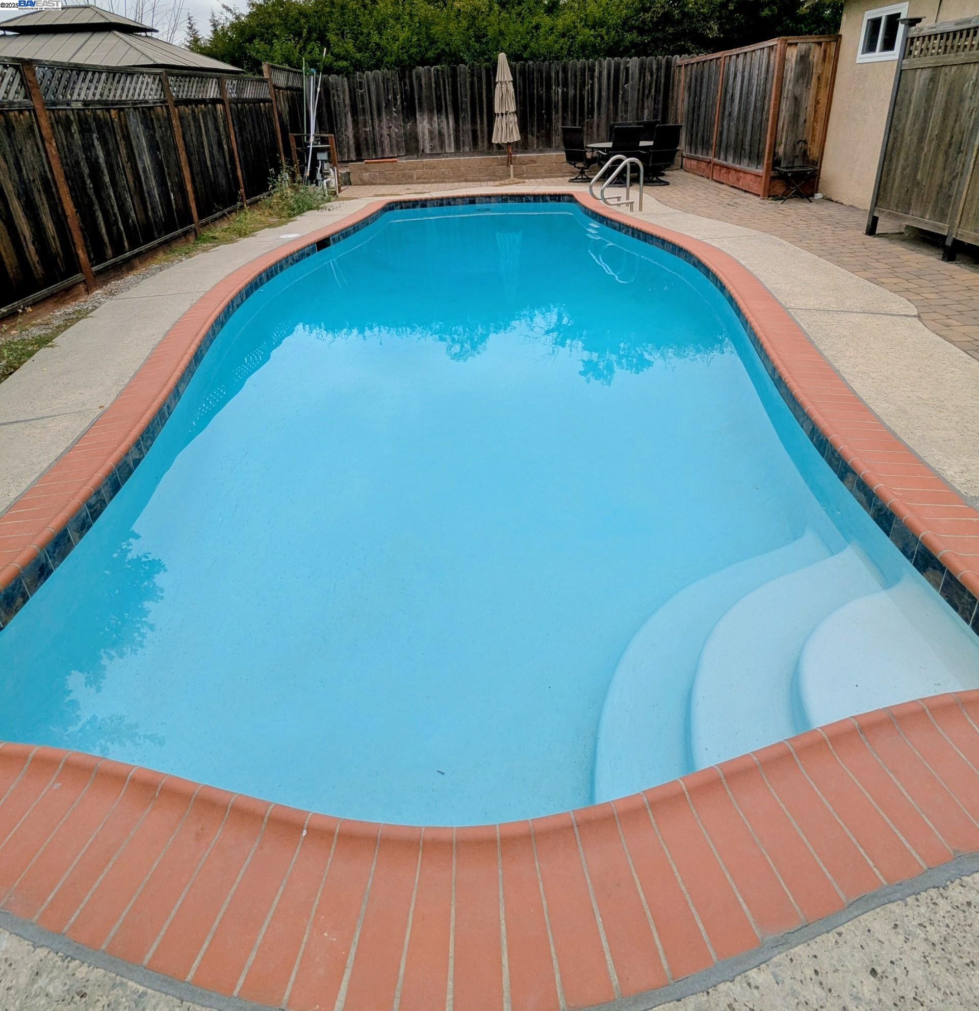 Detail Gallery Image 23 of 23 For 3086 Greenview Dr, Castro Valley,  CA 94546 - 3 Beds | 2 Baths