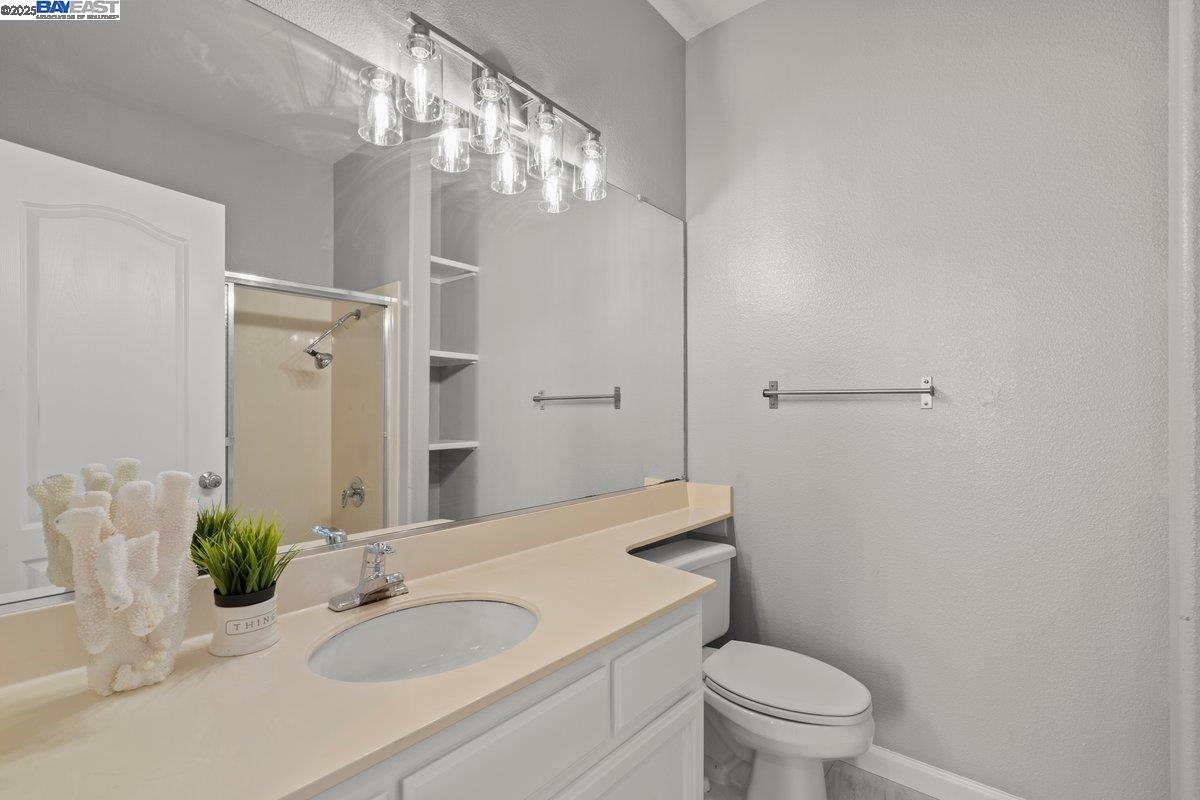 Detail Gallery Image 16 of 22 For 190 Images Circle, Milpitas,  CA 95035 - 4 Beds | 2/1 Baths