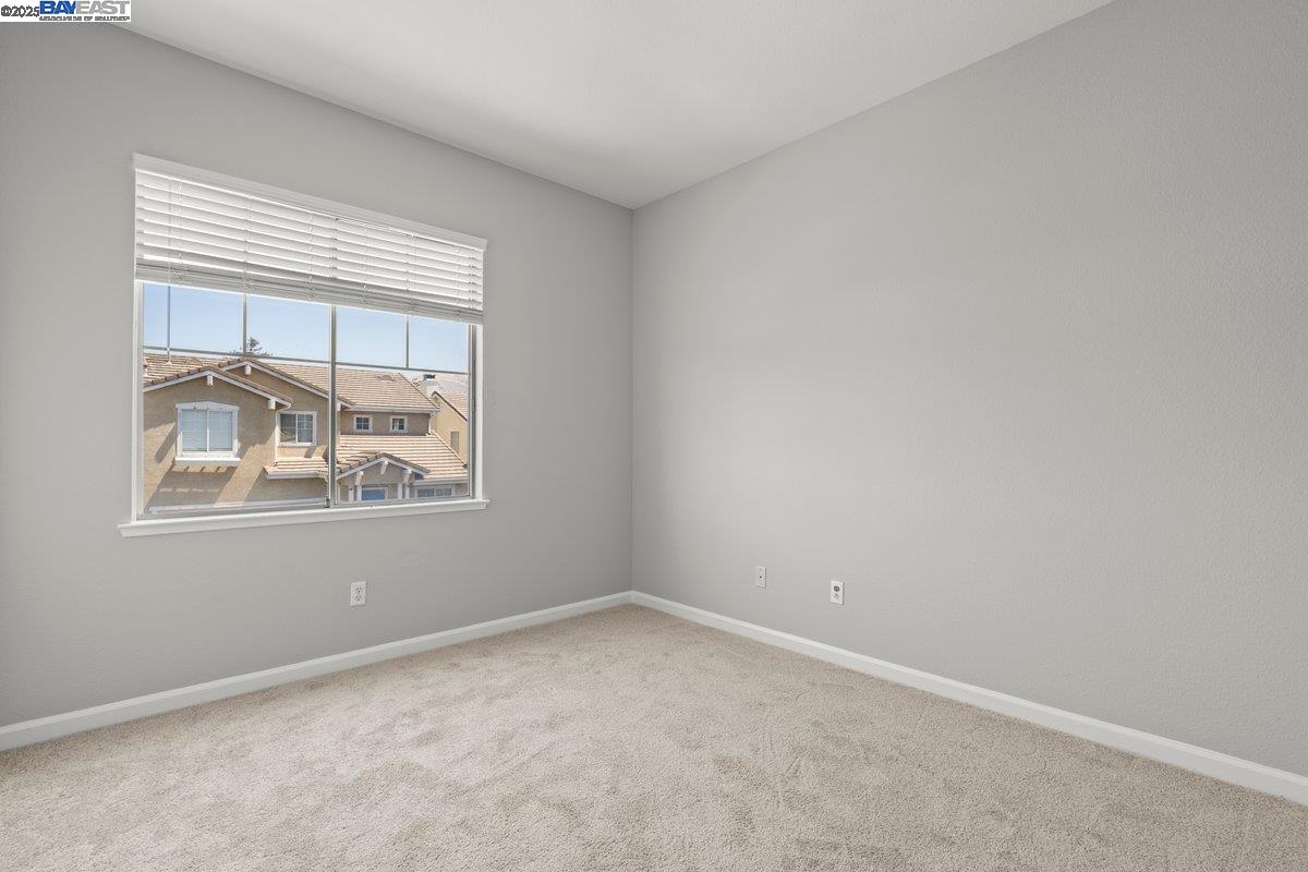 Detail Gallery Image 17 of 22 For 190 Images Circle, Milpitas,  CA 95035 - 4 Beds | 2/1 Baths