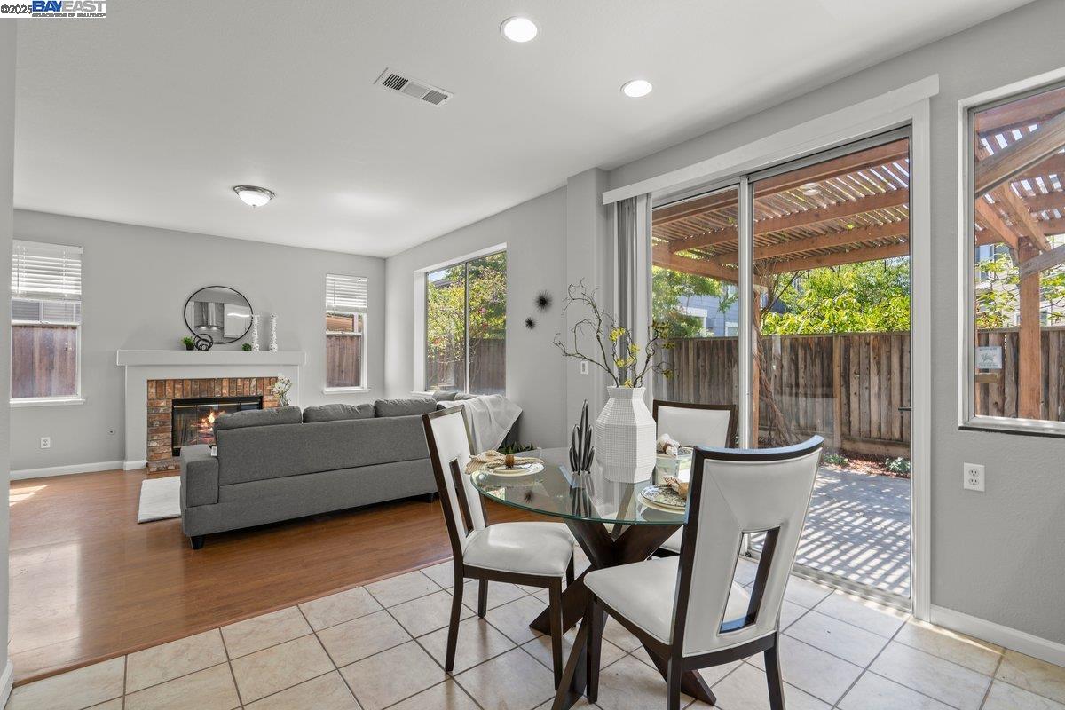 Detail Gallery Image 7 of 22 For 190 Images Circle, Milpitas,  CA 95035 - 4 Beds | 2/1 Baths