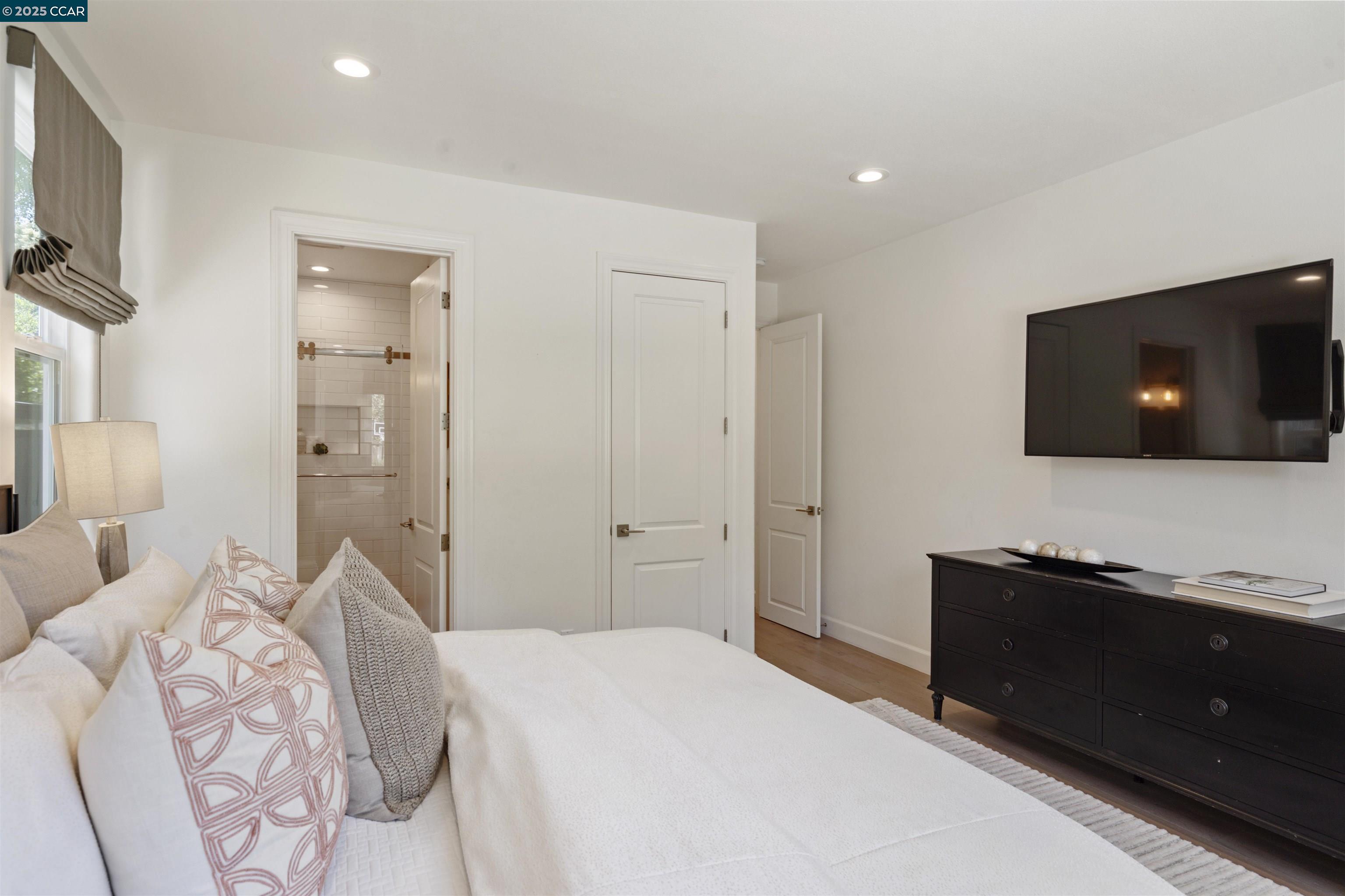 Detail Gallery Image 28 of 55 For 273 Valle Vista Dr, Danville,  CA 94526 - 4 Beds | 2/1 Baths