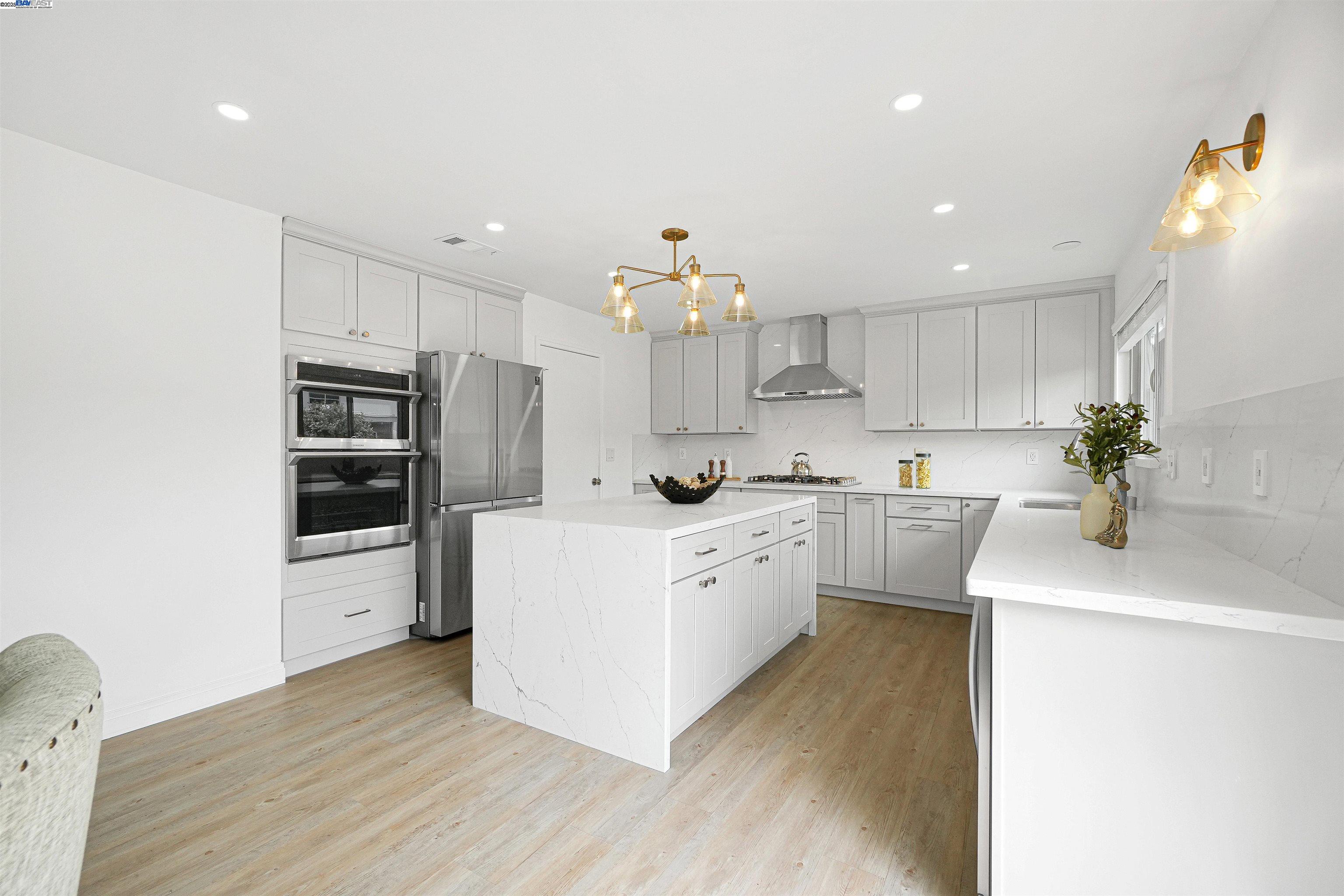 Detail Gallery Image 16 of 53 For 7570 Carlow Way, Dublin,  CA 94568 - 4 Beds | 2 Baths