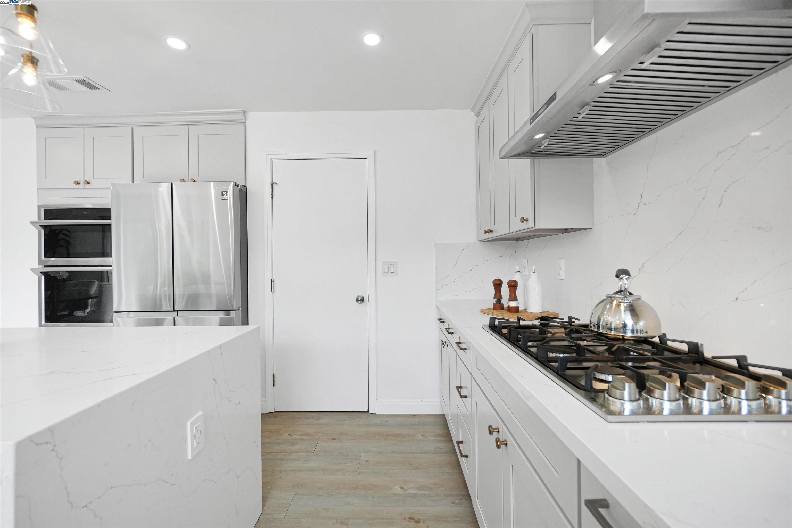 Detail Gallery Image 23 of 53 For 7570 Carlow Way, Dublin,  CA 94568 - 4 Beds | 2 Baths