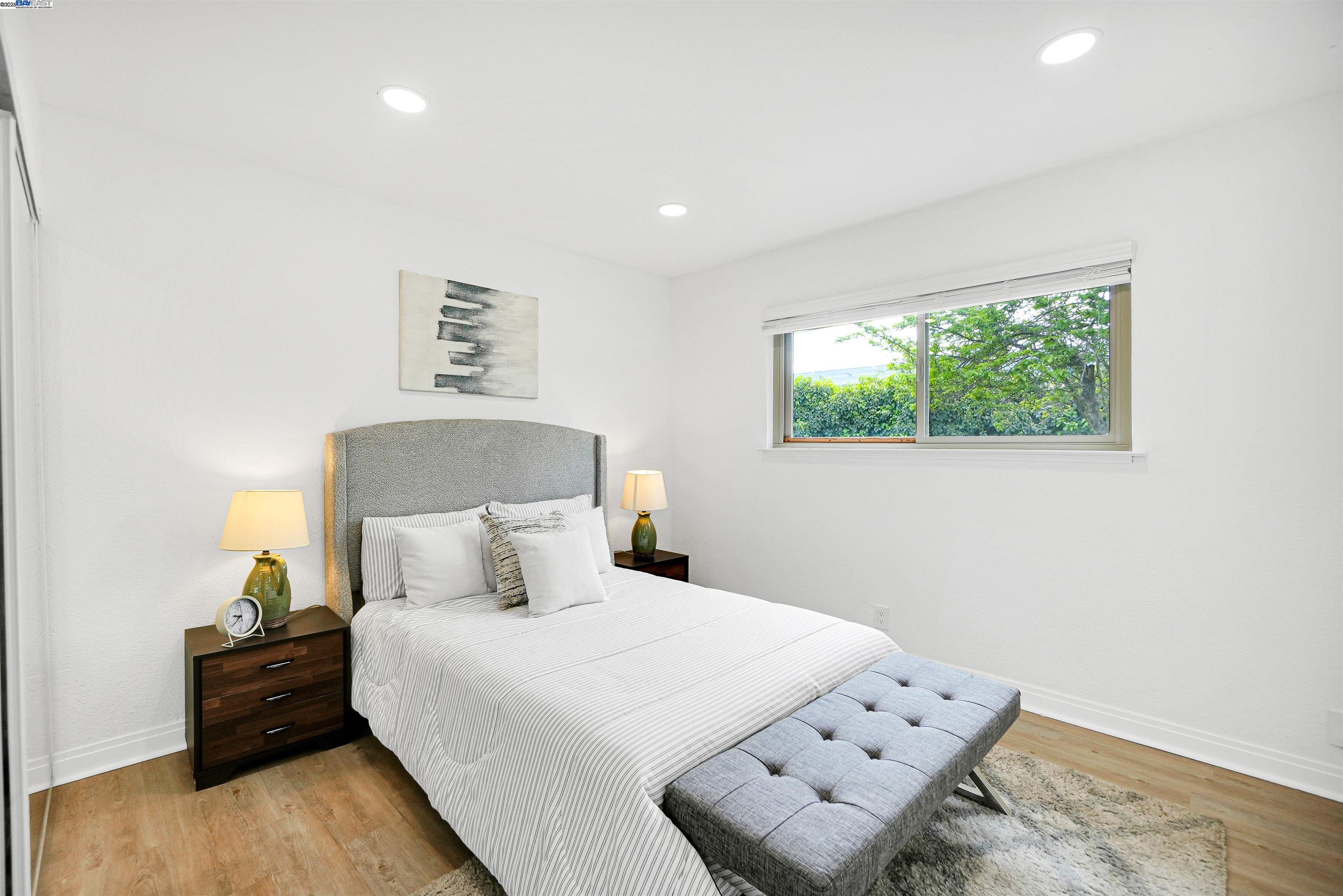 Detail Gallery Image 31 of 53 For 7570 Carlow Way, Dublin,  CA 94568 - 4 Beds | 2 Baths