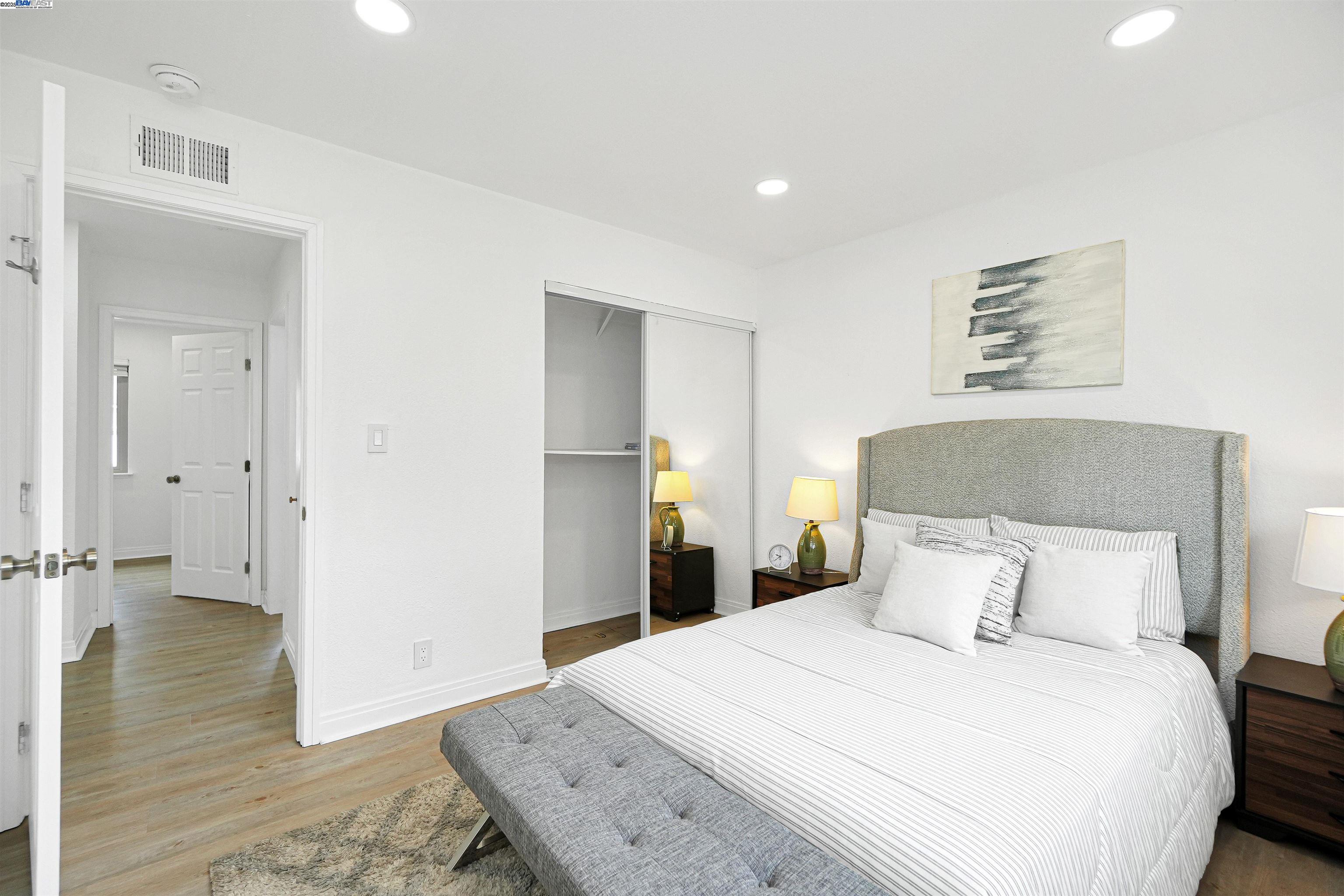 Detail Gallery Image 32 of 53 For 7570 Carlow Way, Dublin,  CA 94568 - 4 Beds | 2 Baths