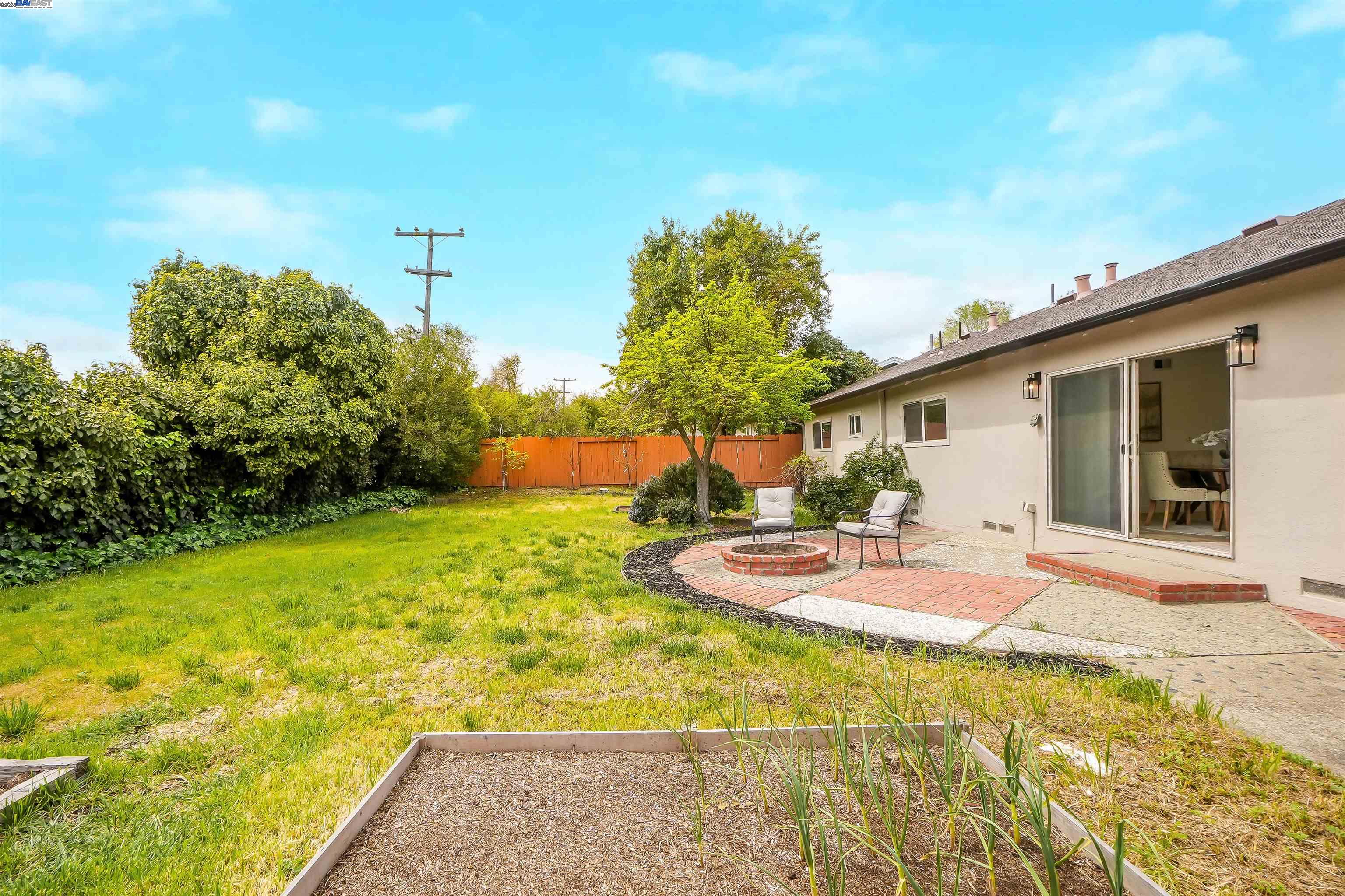 Detail Gallery Image 44 of 53 For 7570 Carlow Way, Dublin,  CA 94568 - 4 Beds | 2 Baths