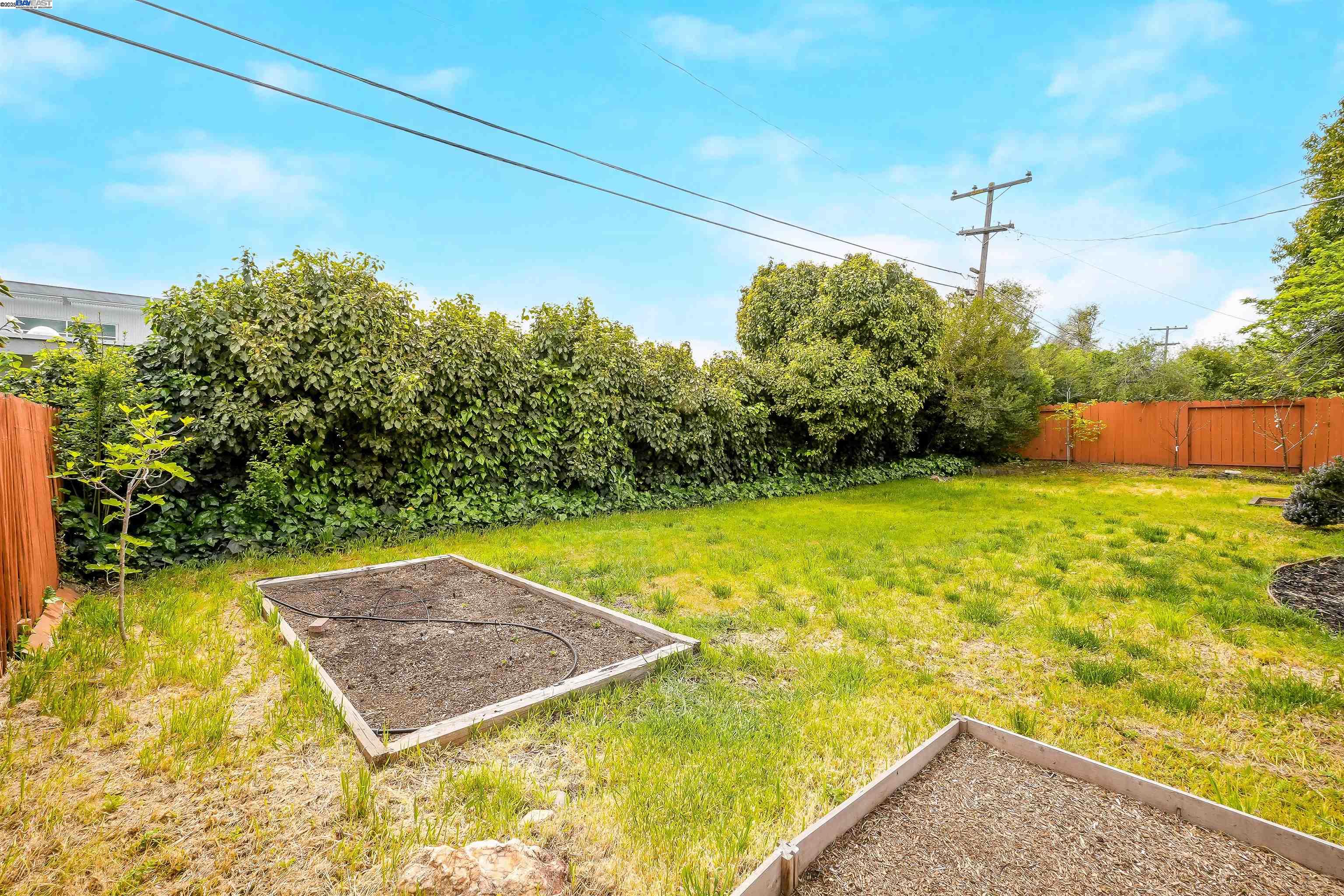 Detail Gallery Image 46 of 53 For 7570 Carlow Way, Dublin,  CA 94568 - 4 Beds | 2 Baths