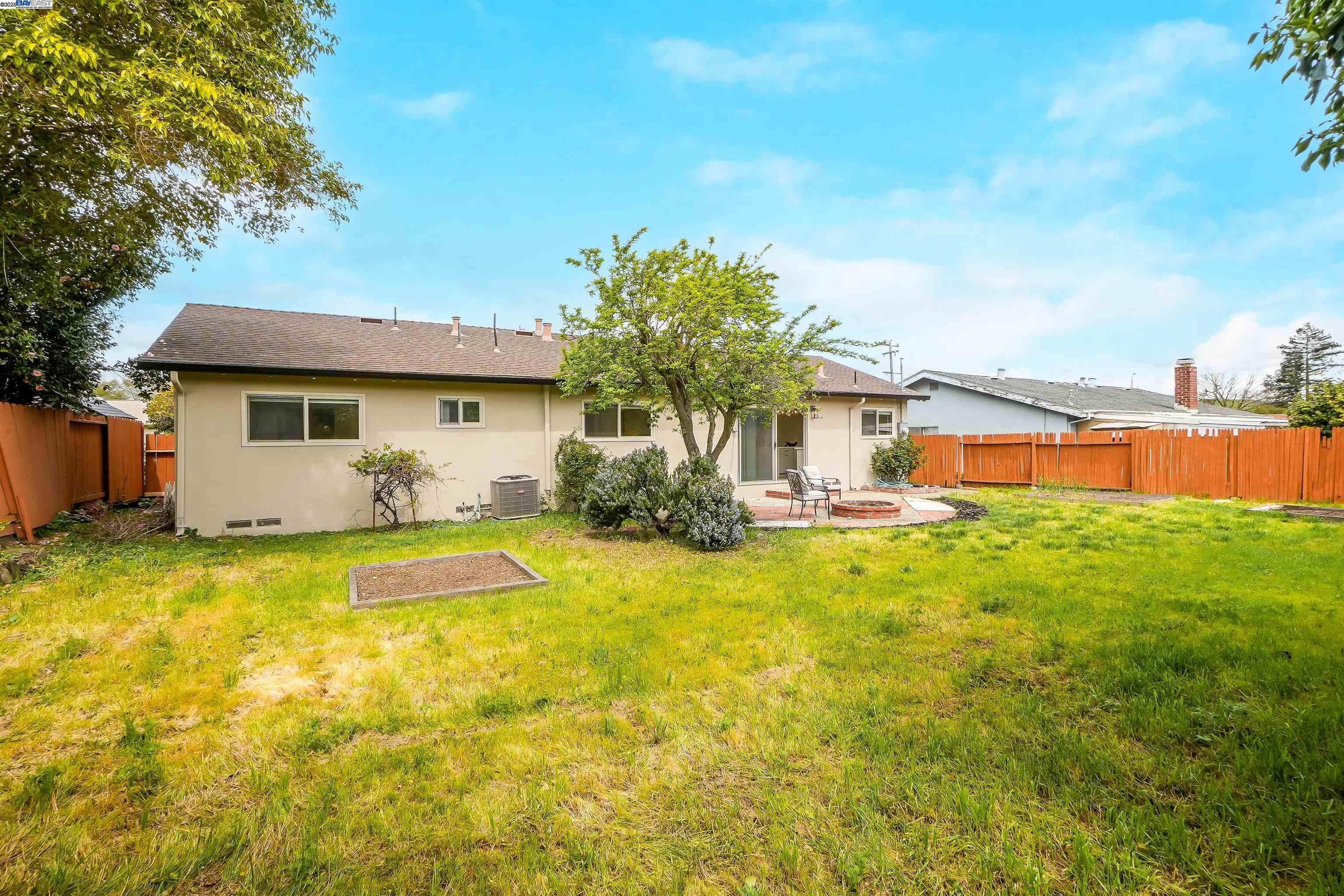 Detail Gallery Image 47 of 53 For 7570 Carlow Way, Dublin,  CA 94568 - 4 Beds | 2 Baths