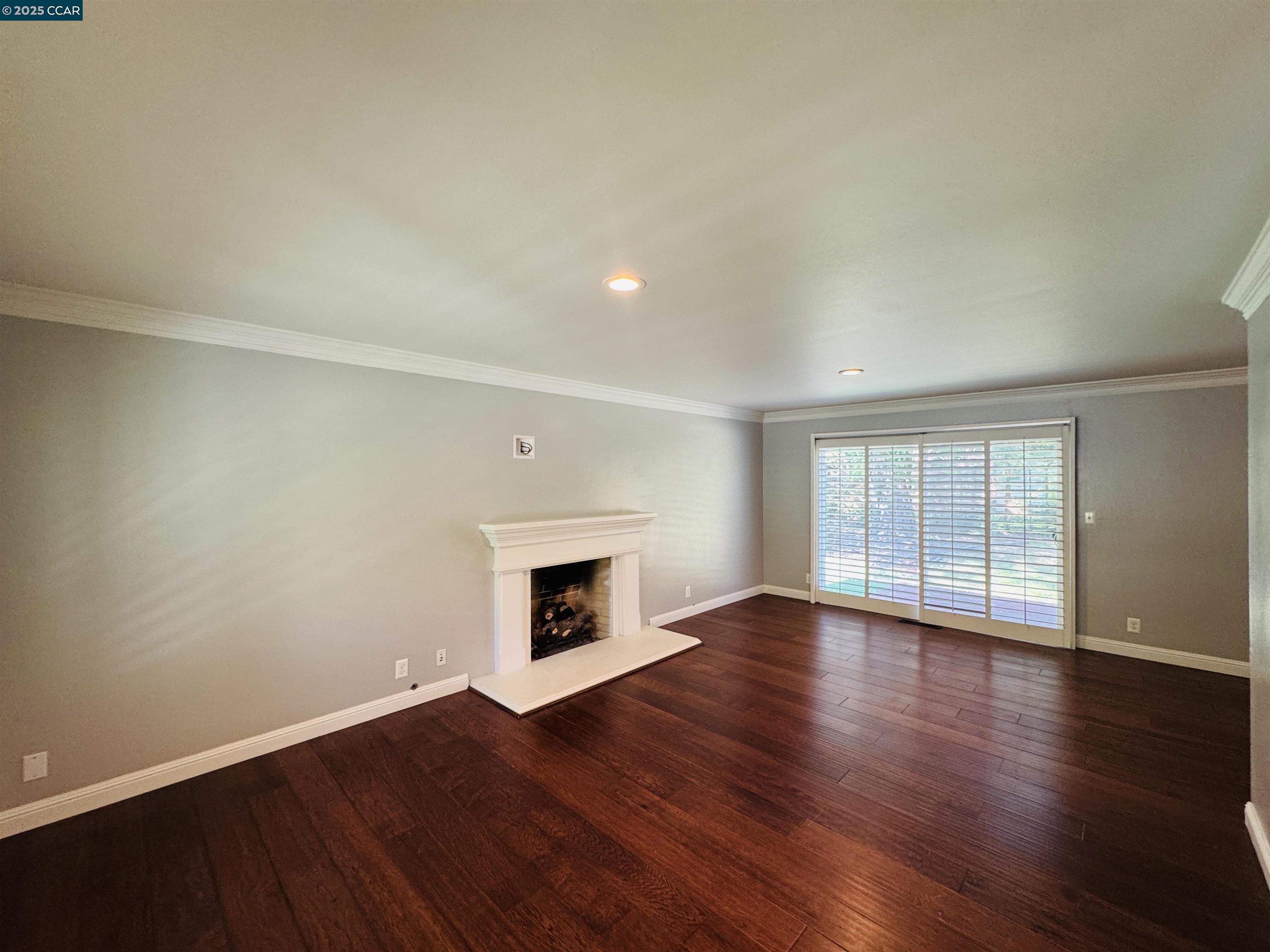 Detail Gallery Image 3 of 37 For 2315 Dapplegray Ln, Walnut Creek,  CA 94596 - 4 Beds | 2/1 Baths
