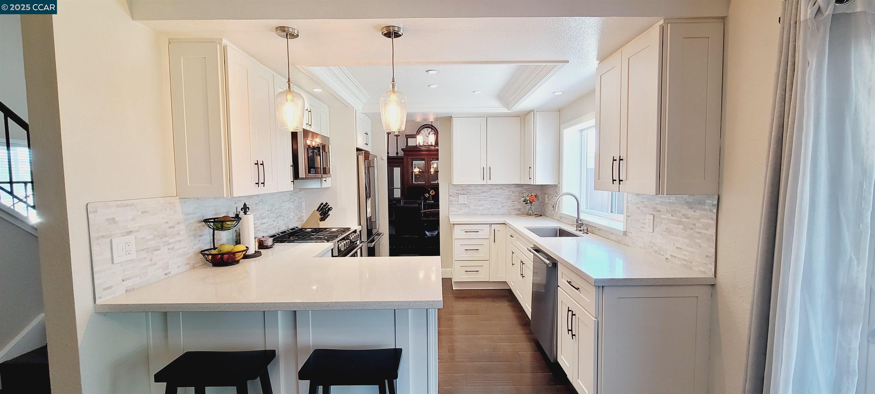 Detail Gallery Image 14 of 30 For 2844 Bluebell Cir, Antioch,  CA 94531 - 3 Beds | 2/1 Baths