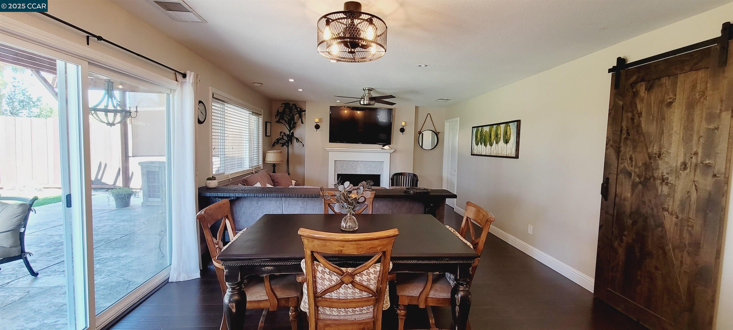 Detail Gallery Image 17 of 30 For 2844 Bluebell Cir, Antioch,  CA 94531 - 3 Beds | 2/1 Baths