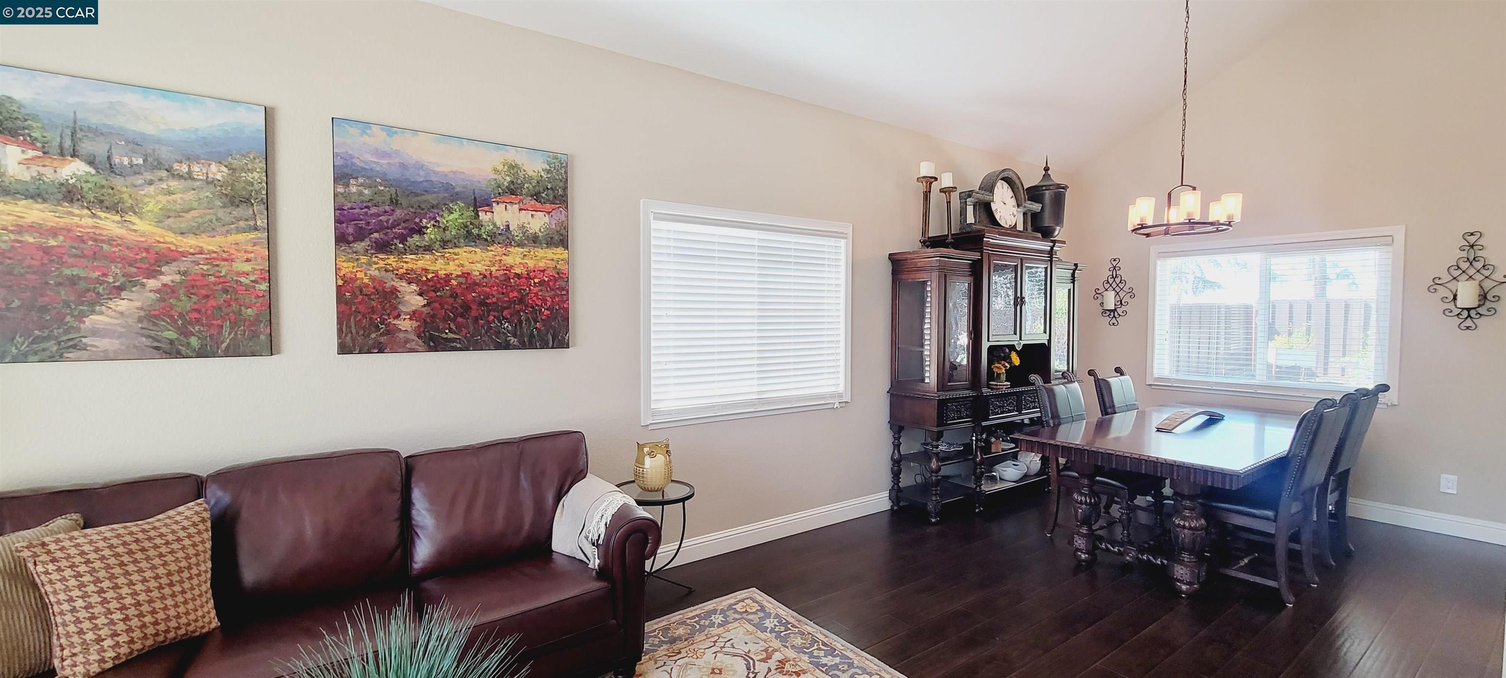 Detail Gallery Image 10 of 30 For 2844 Bluebell Cir, Antioch,  CA 94531 - 3 Beds | 2/1 Baths