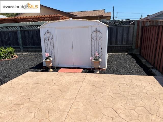 Detail Gallery Image 12 of 12 For 581 Fairway Street, Hayward,  CA 94544 - 3 Beds | 2 Baths
