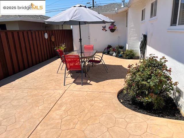 Detail Gallery Image 10 of 12 For 581 Fairway Street, Hayward,  CA 94544 - 3 Beds | 2 Baths