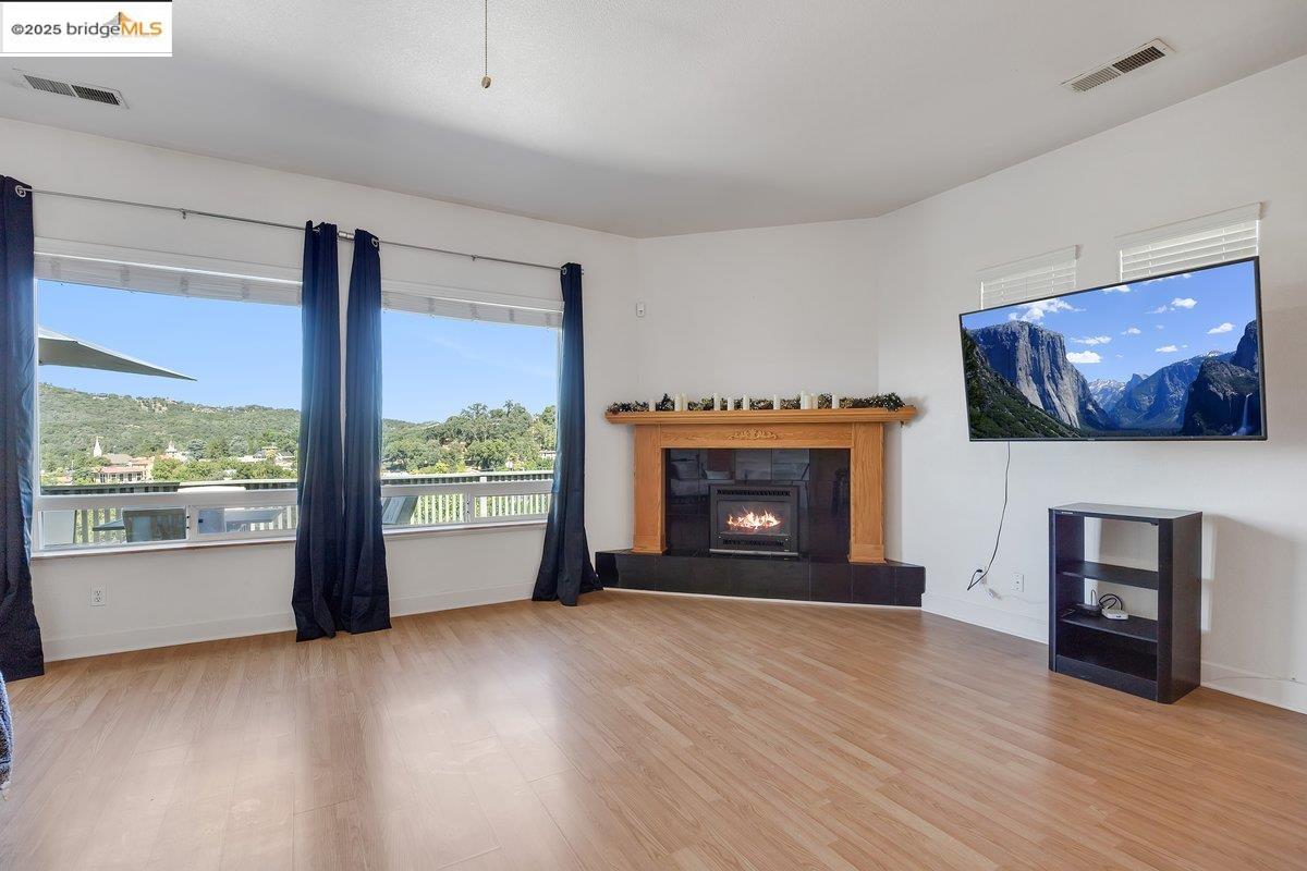 Detail Gallery Image 6 of 43 For 464 Morning Star Dr, Sonora,  CA 95370 - 4 Beds | 3 Baths