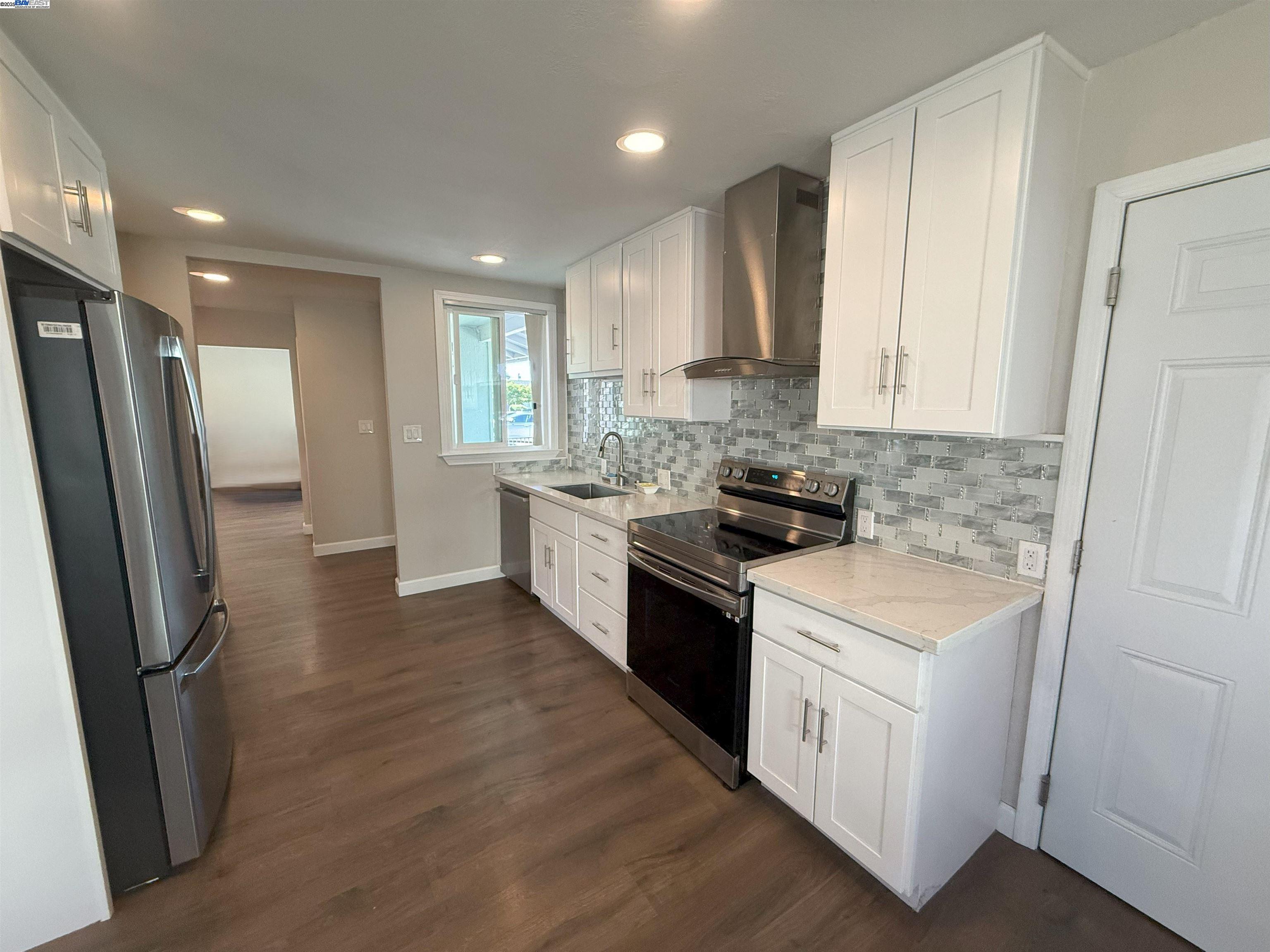 Detail Gallery Image 11 of 19 For 35345 Cabral Dr, Fremont,  CA 94536 - 3 Beds | 2 Baths