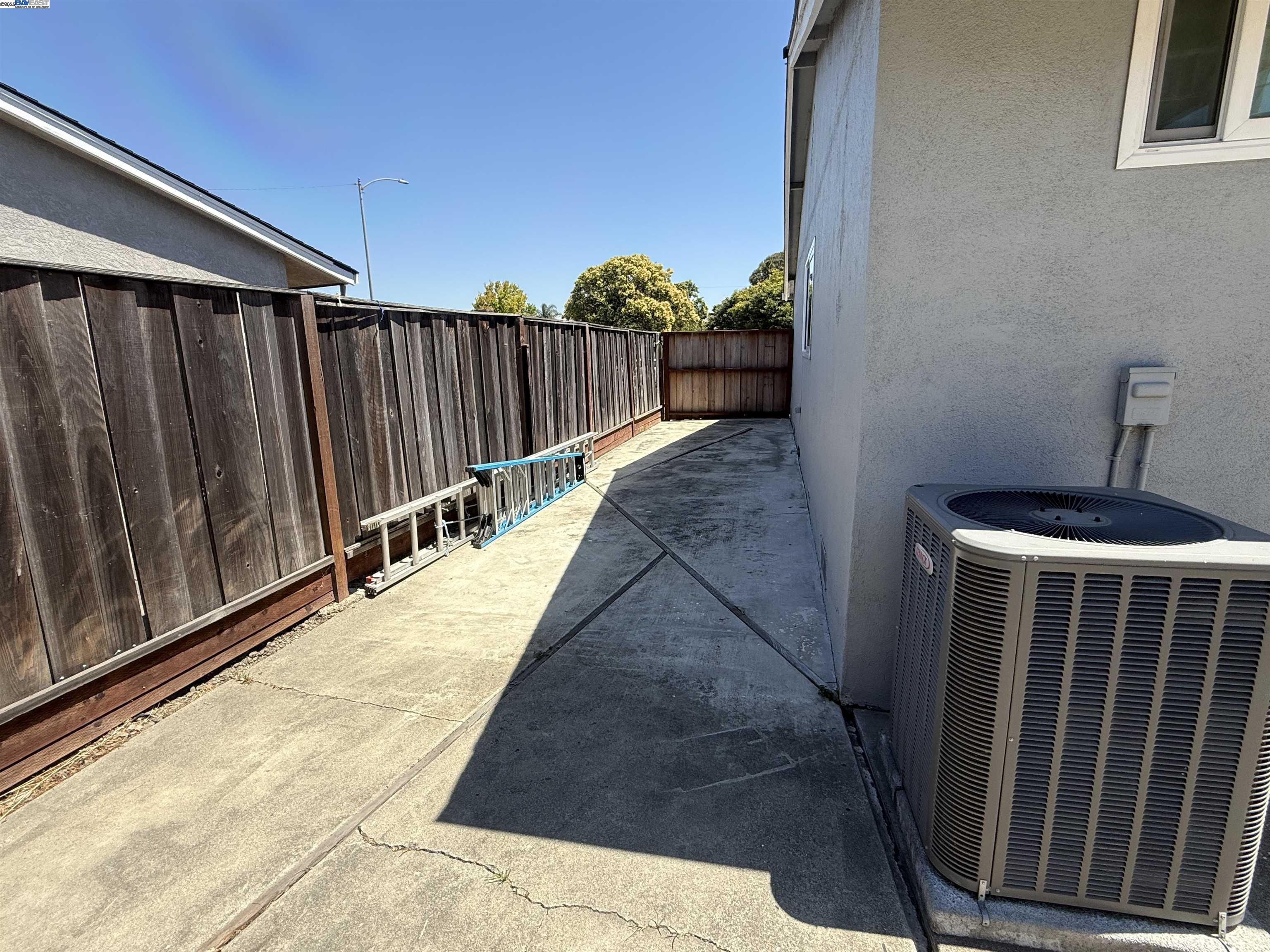 Detail Gallery Image 16 of 19 For 35345 Cabral Dr, Fremont,  CA 94536 - 3 Beds | 2 Baths