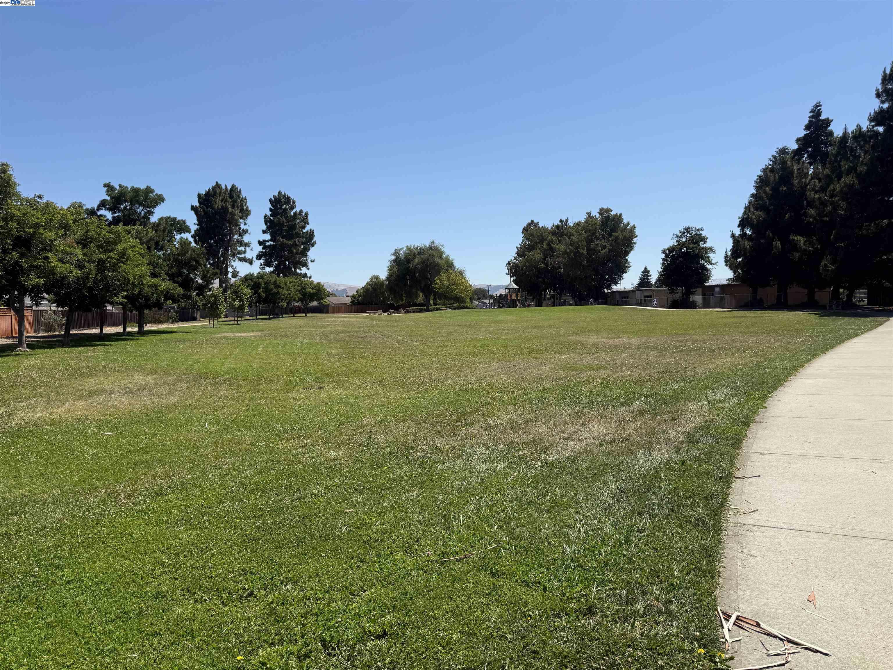 Detail Gallery Image 18 of 19 For 35345 Cabral Dr, Fremont,  CA 94536 - 3 Beds | 2 Baths