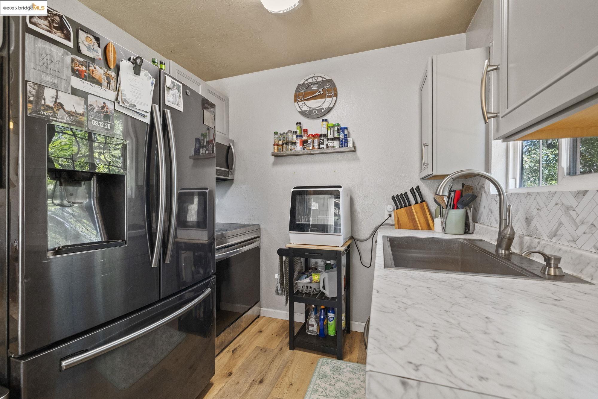 Detail Gallery Image 10 of 16 For 22090 Fair Oaks Ct, Sonora,  CA 95370 - 2 Beds | 1 Baths