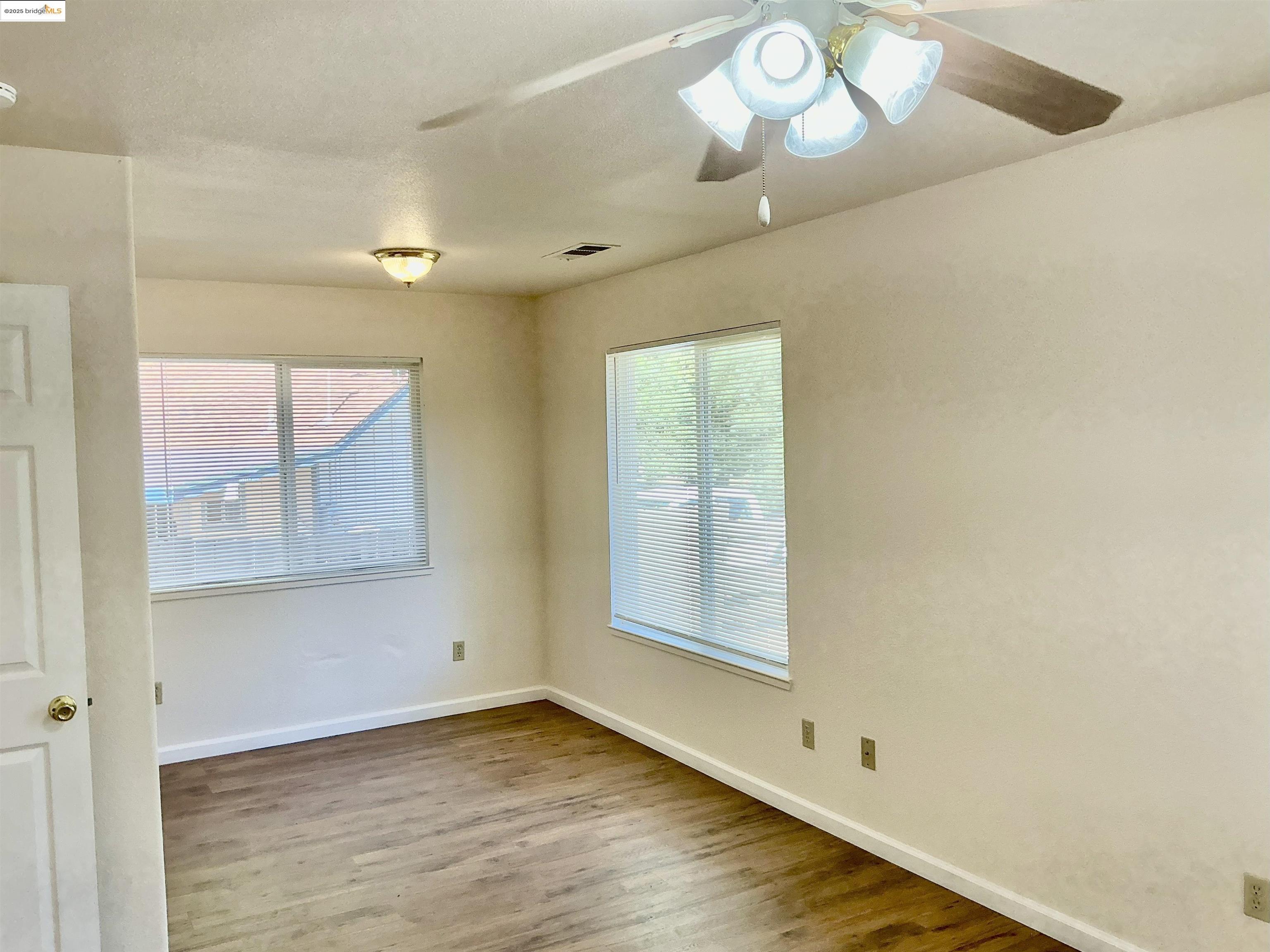 Detail Gallery Image 20 of 35 For 16925 American River Dr. West, Sonora,  CA 95370 - 3 Beds | 3 Baths