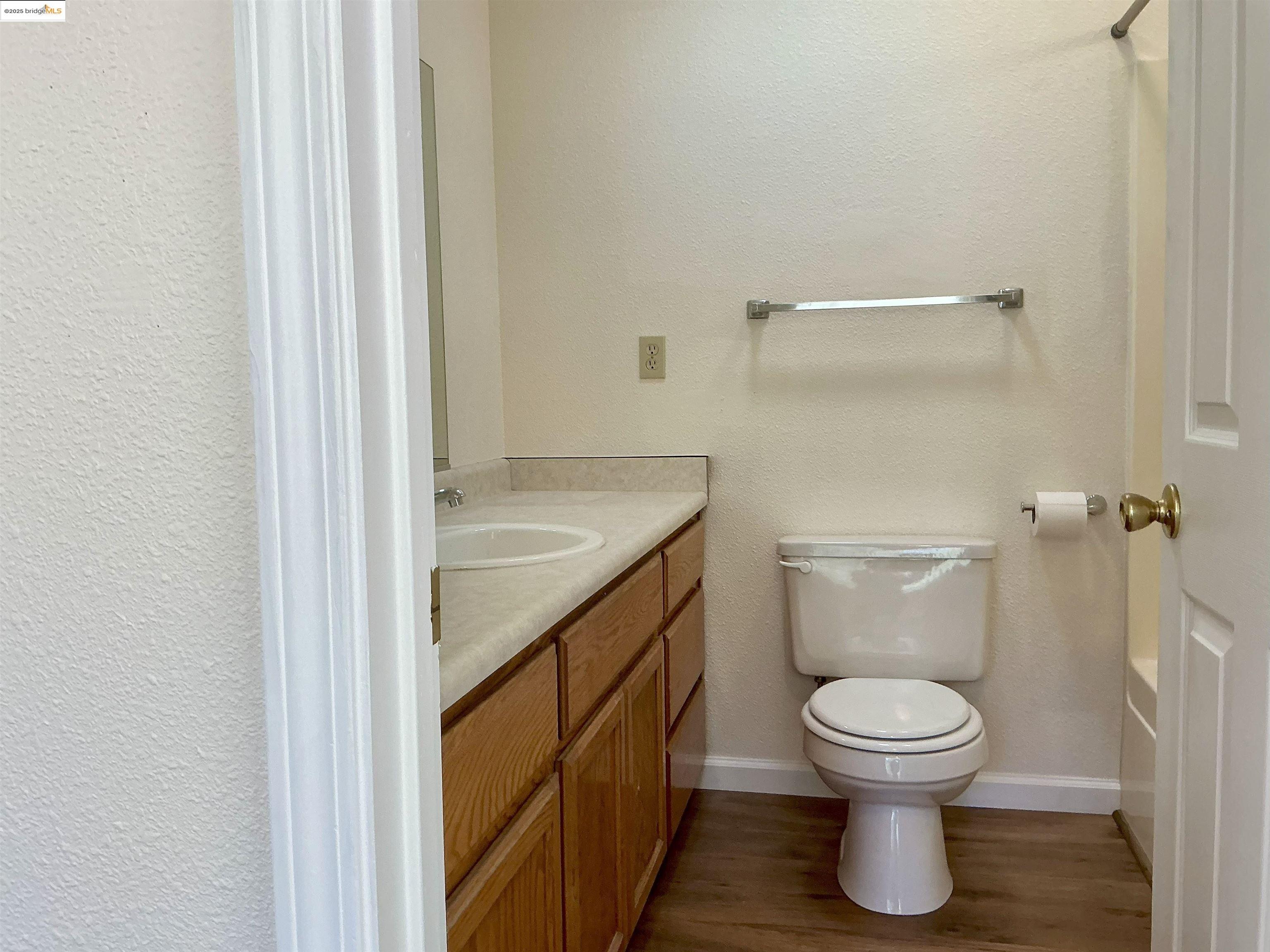 Detail Gallery Image 21 of 35 For 16925 American River Dr. West, Sonora,  CA 95370 - 3 Beds | 3 Baths