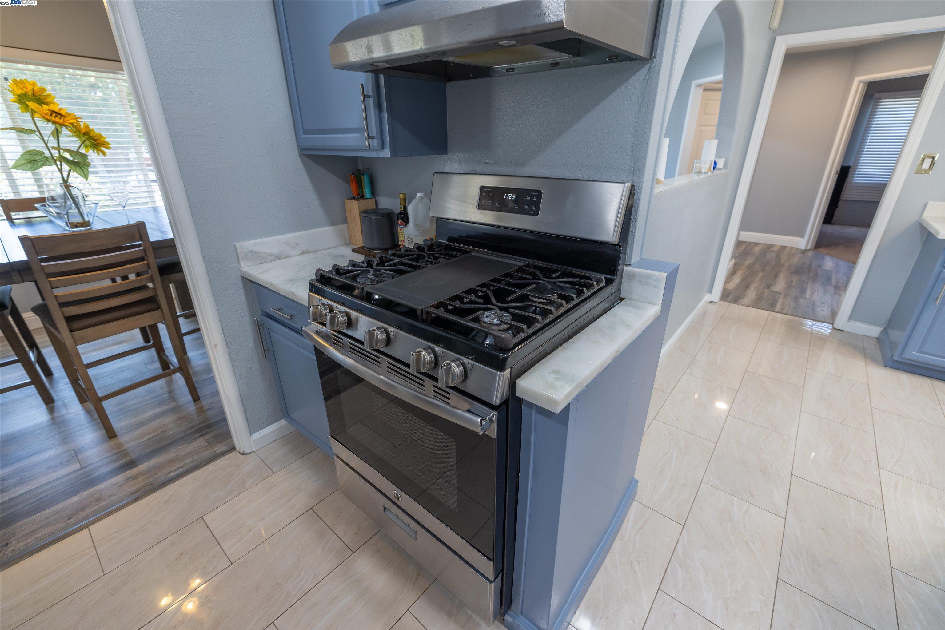 Detail Gallery Image 38 of 44 For 3459 W Euclid Ave, Stockton,  CA 95204 - 3 Beds | 2 Baths