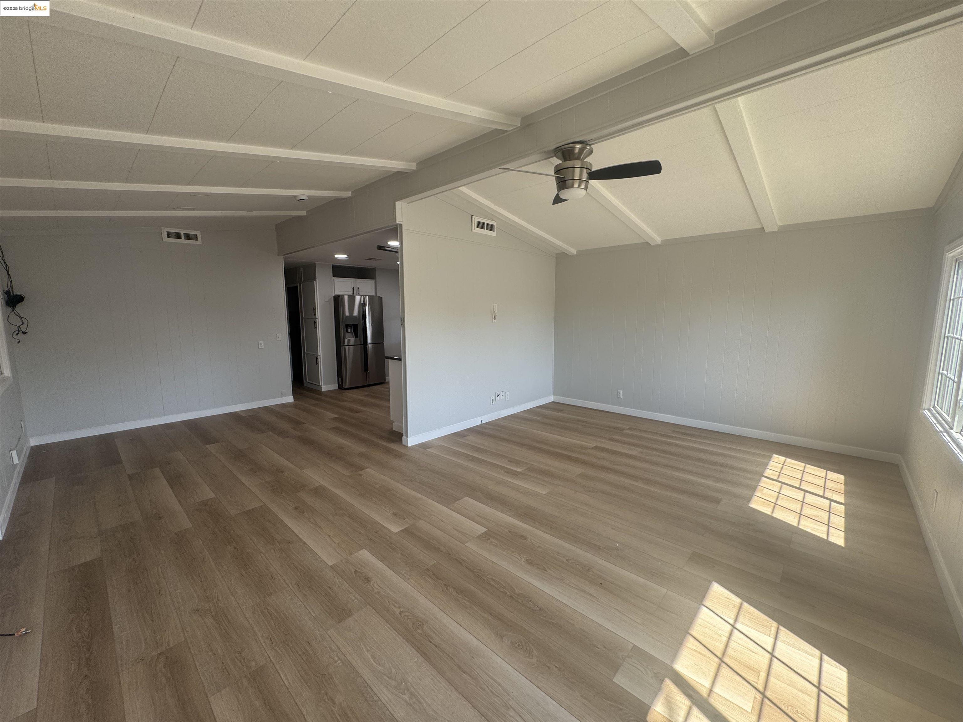 Detail Gallery Image 6 of 14 For 814 Sundial Circle #105,  Livermore,  CA 94551 - 2 Beds | 2 Baths