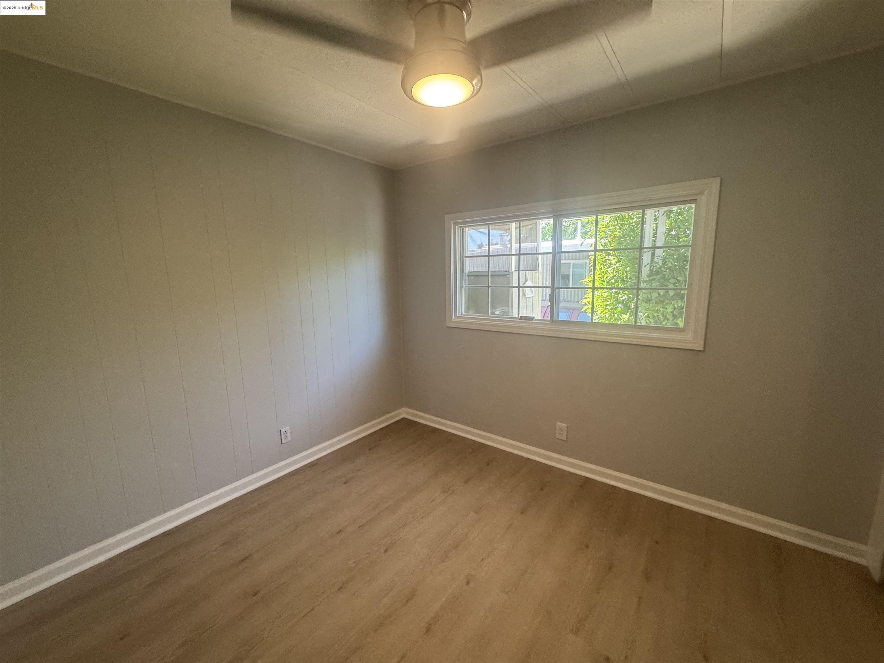 Detail Gallery Image 7 of 14 For 814 Sundial Circle #105,  Livermore,  CA 94551 - 2 Beds | 2 Baths