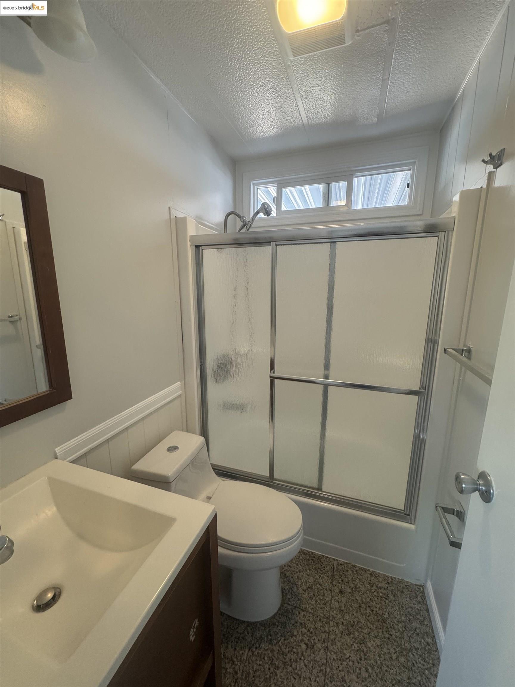 Detail Gallery Image 9 of 14 For 814 Sundial Circle #105,  Livermore,  CA 94551 - 2 Beds | 2 Baths