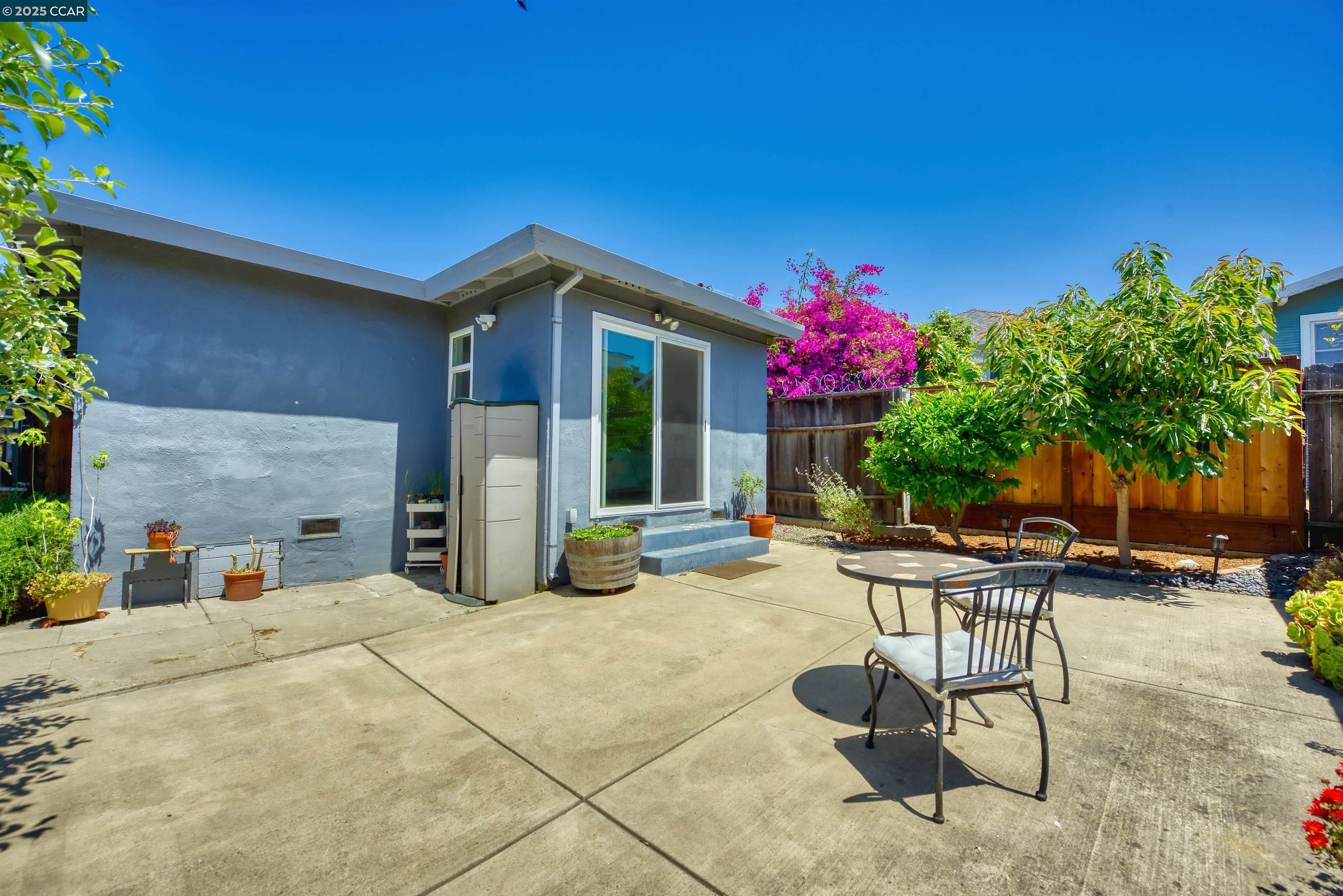 Detail Gallery Image 26 of 26 For 2416-2418 Kingsland Ave, Oakland,  CA 94601 - – Beds | – Baths